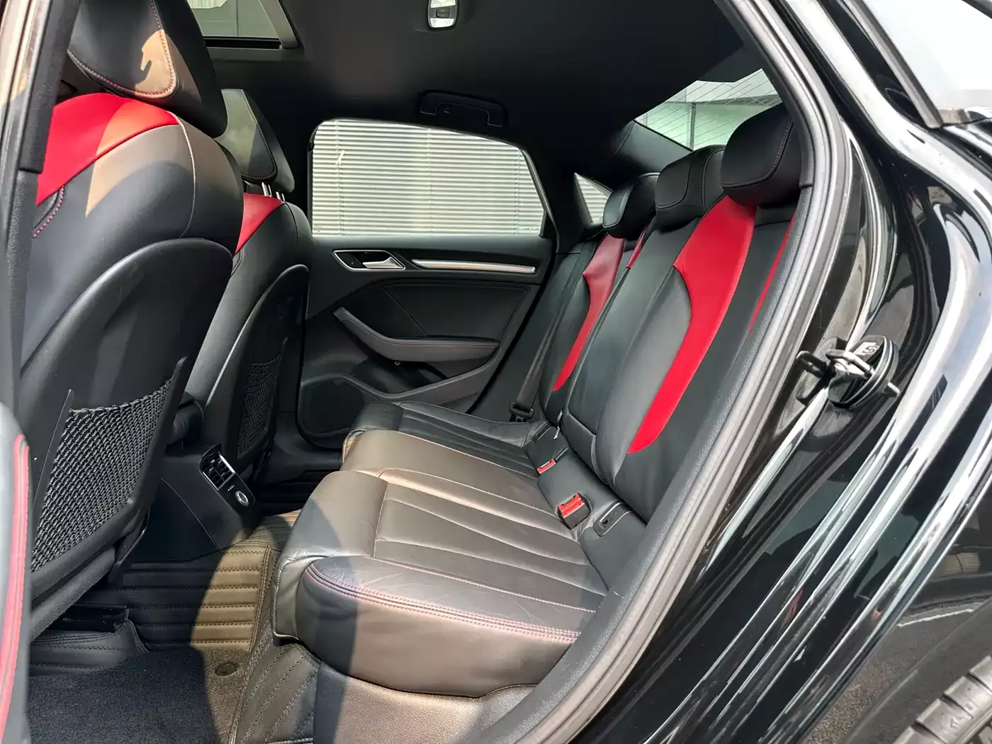 Audi S3 2019 Audi S3 2.0T Limousine фото 9