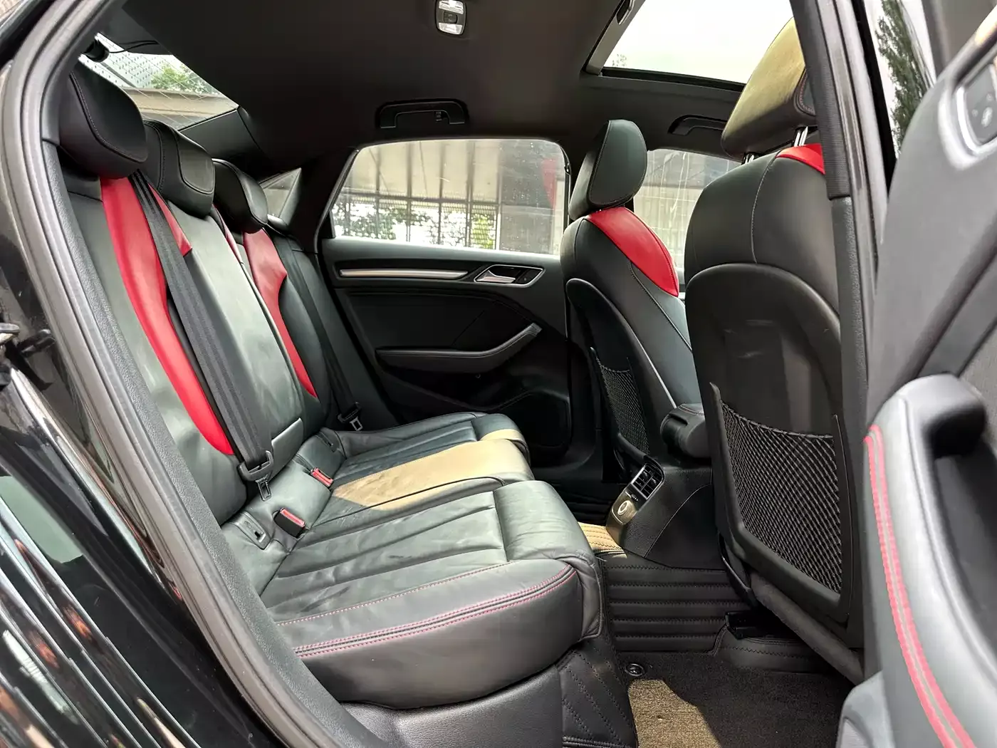 Audi S3 2019 Audi S3 2.0T Limousine фото 10
