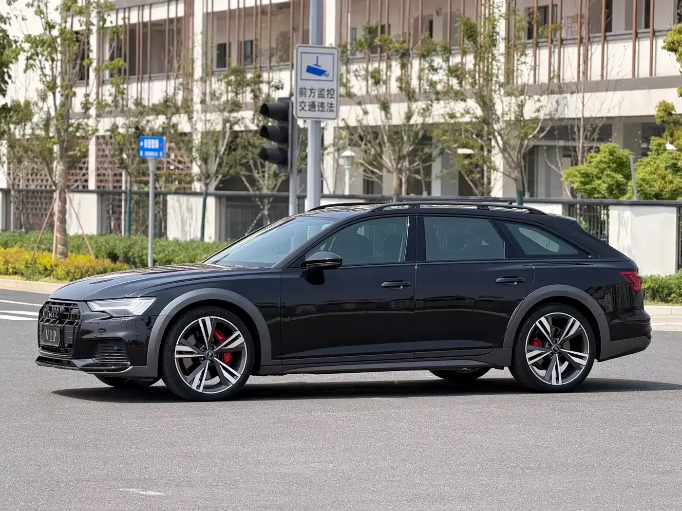 Audi A6 (Import) 2024 allroad quattro 55 TFSI Premium Off-road фото 10