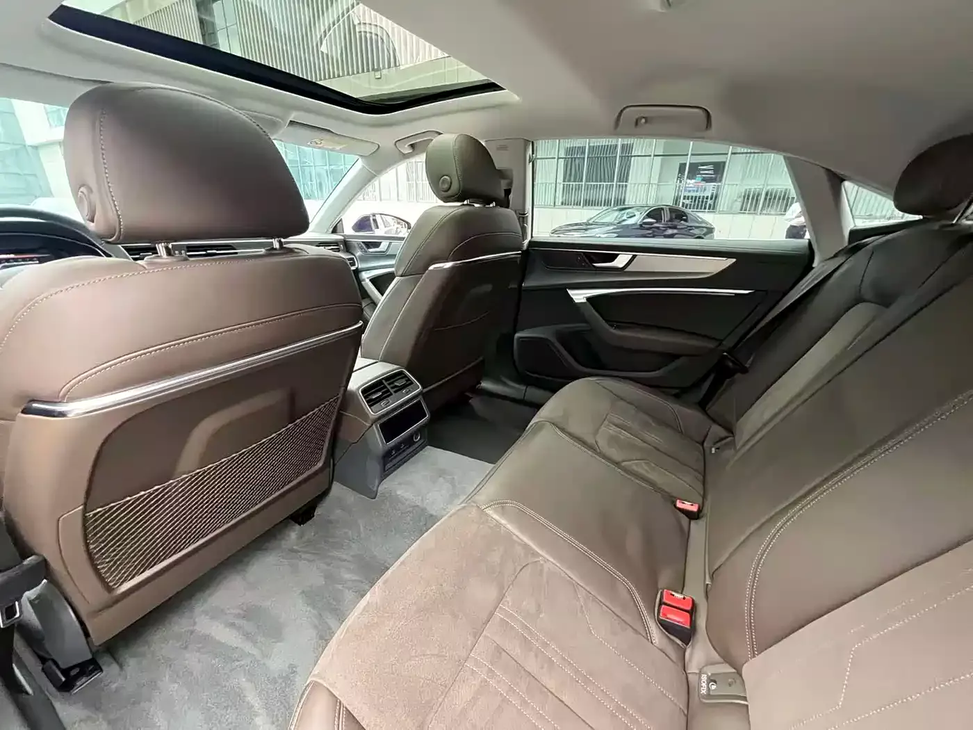 Audi A7L 2022 45 TFSI S-line Dream Builder Edition фото 7