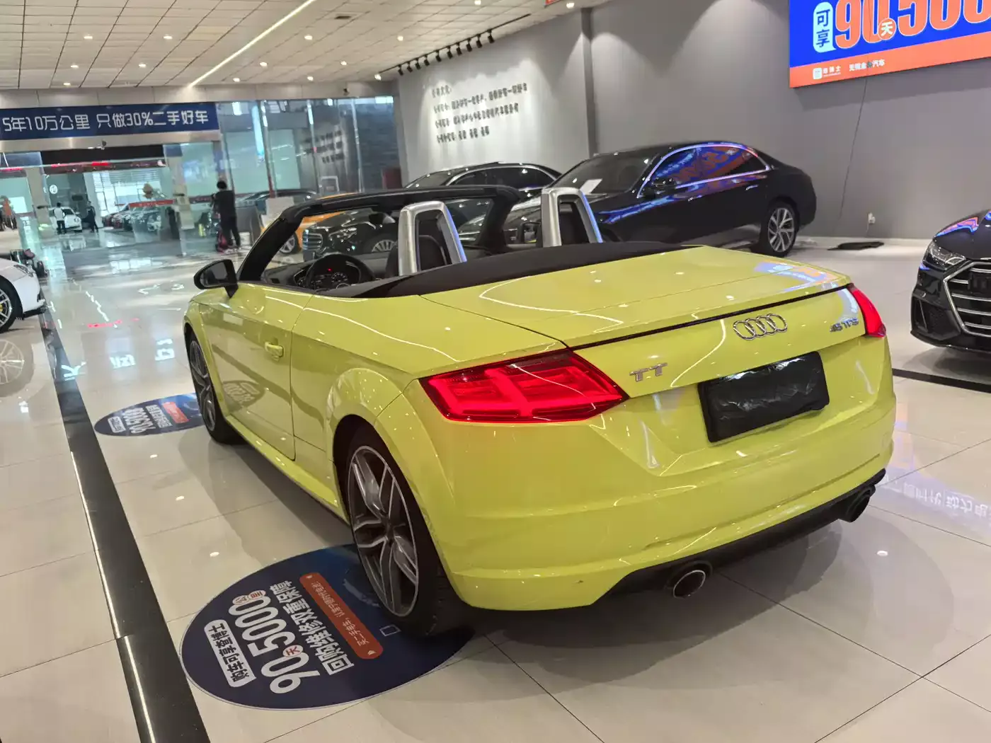 Audi TT 2015 TT Roadster 45 TFSI фото 4