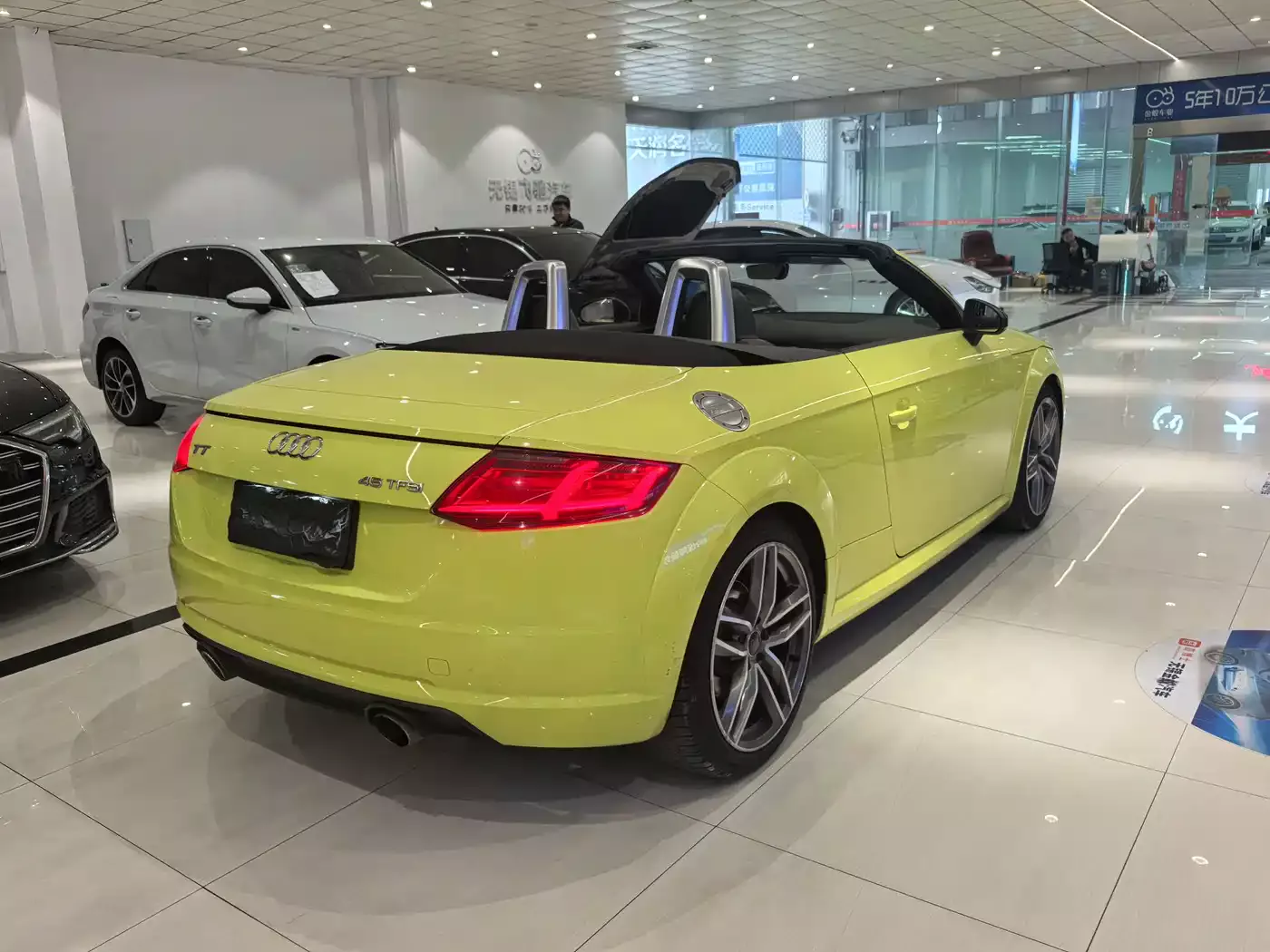 Audi TT 2015 TT Roadster 45 TFSI фото 6