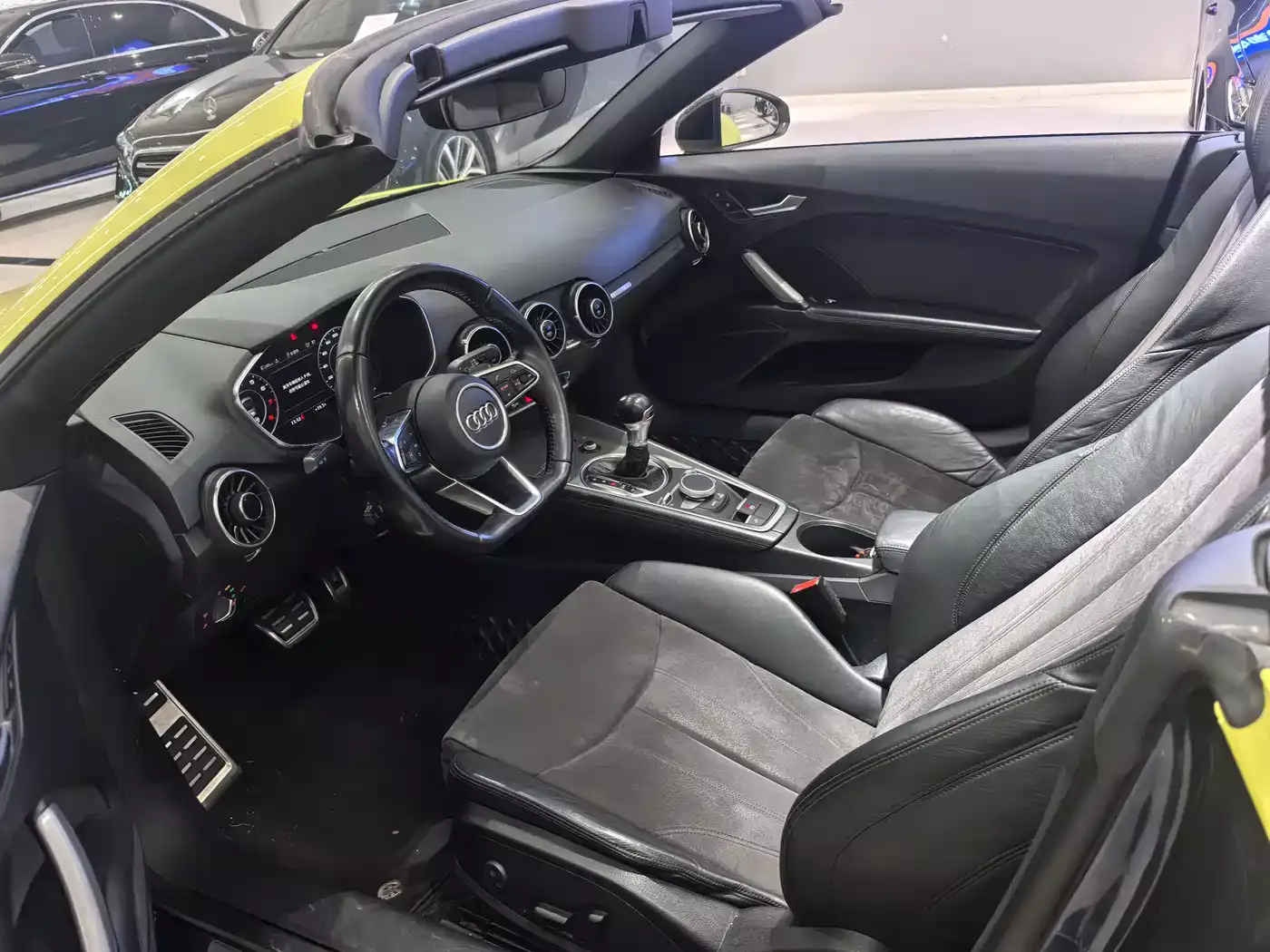 Audi TT 2015 TT Roadster 45 TFSI фото 8