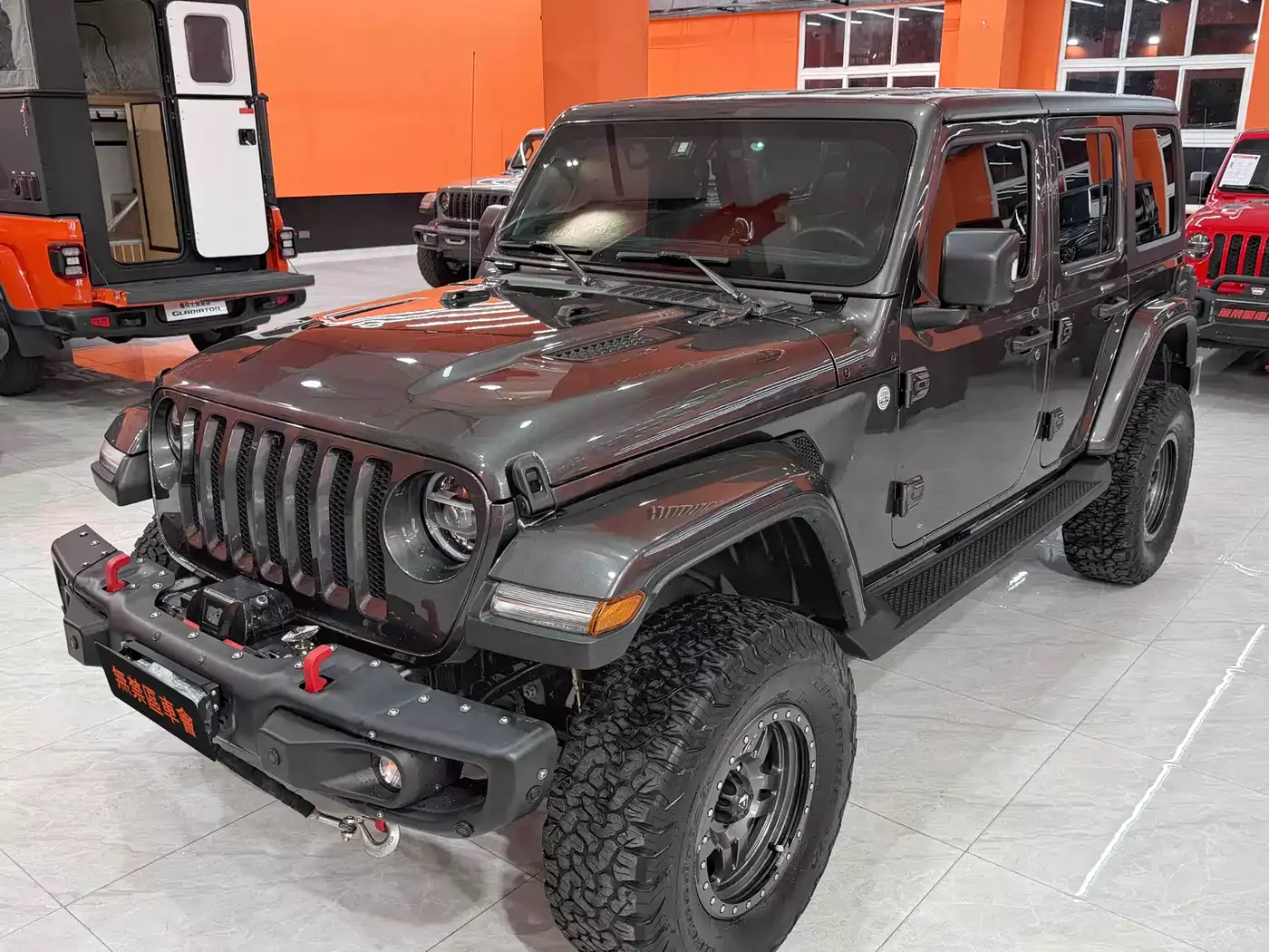 Jeep Wrangler 2019 2.0T Sahara 4-Door China V фото 5