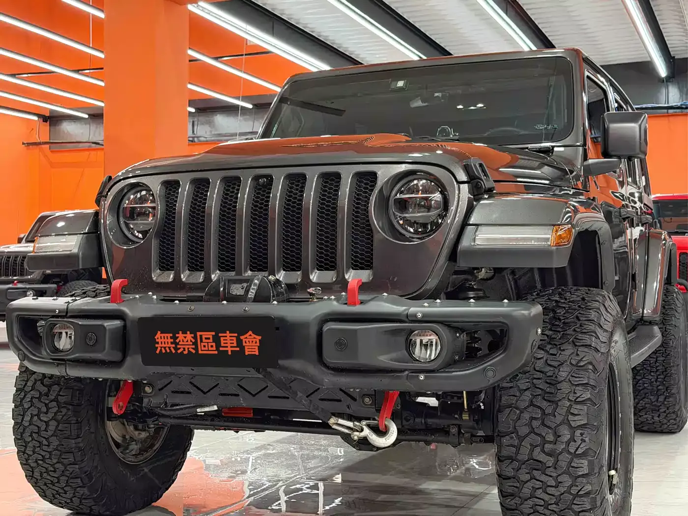 Jeep Wrangler 2019 2.0T Sahara 4-Door China V фото 6