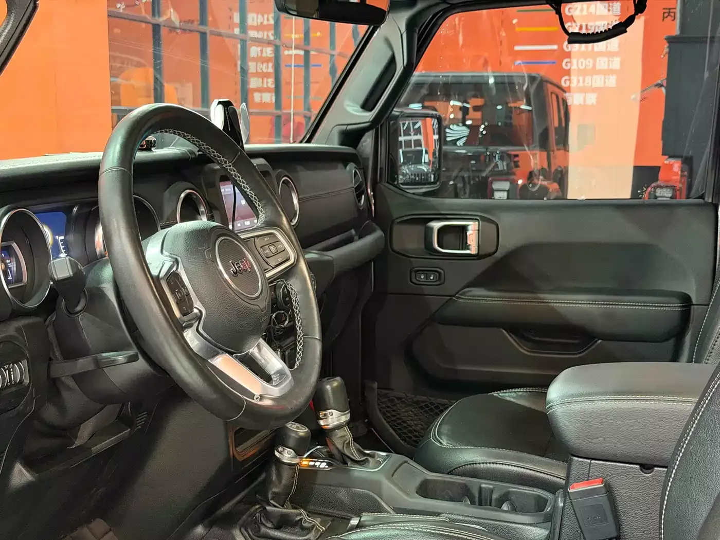 Jeep Wrangler 2019 2.0T Sahara 4-Door China V фото 13