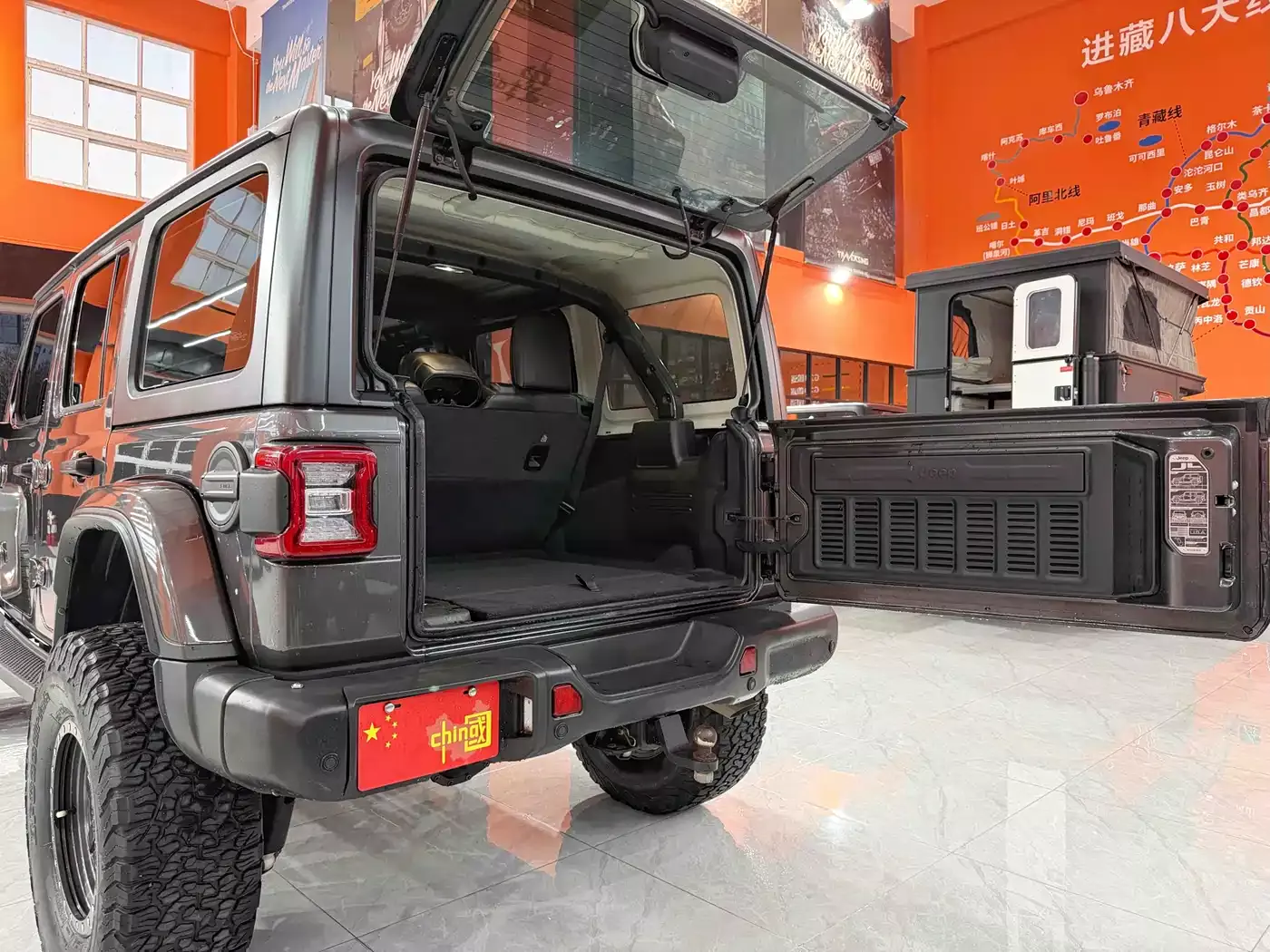 Jeep Wrangler 2019 2.0T Sahara 4-Door China V фото 17