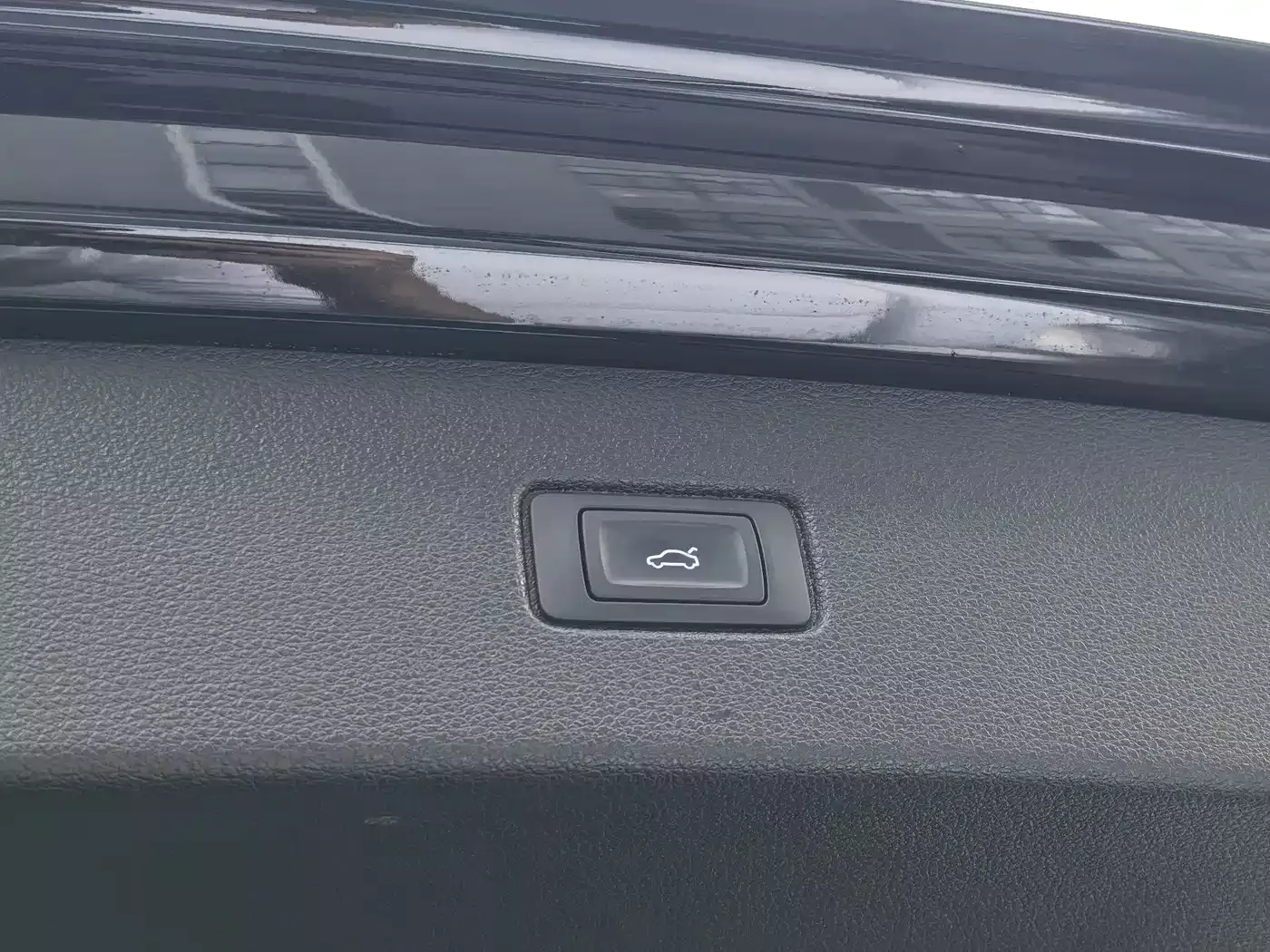 Audi Q7 2018 40 TFSI Comfort фото 16
