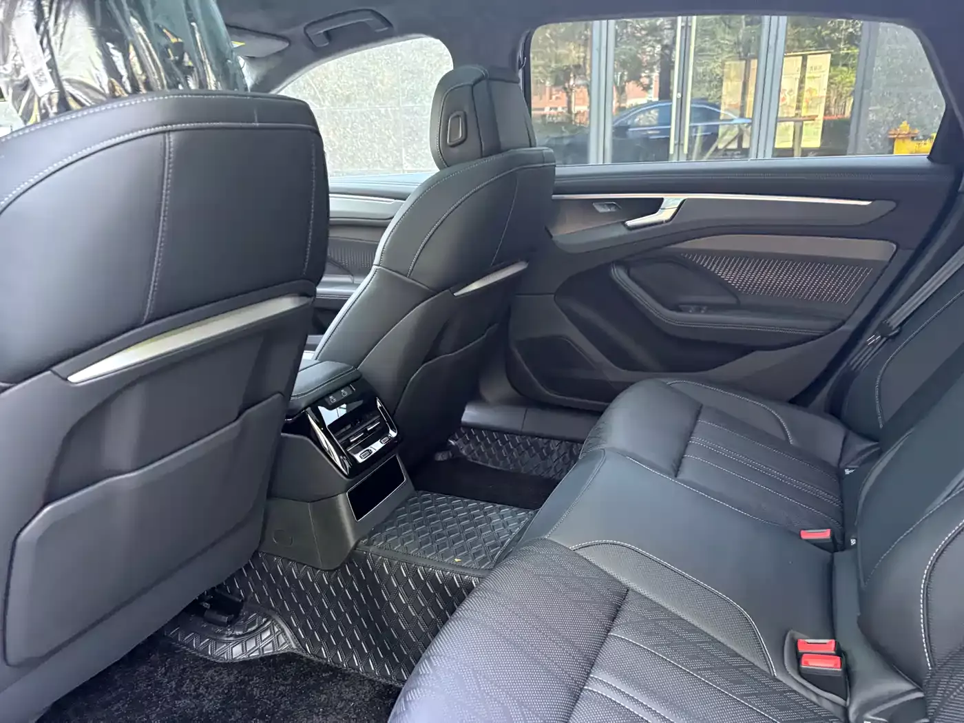 Audi A6L 2026 Model 2.0T High Power Sport Edition фото 5