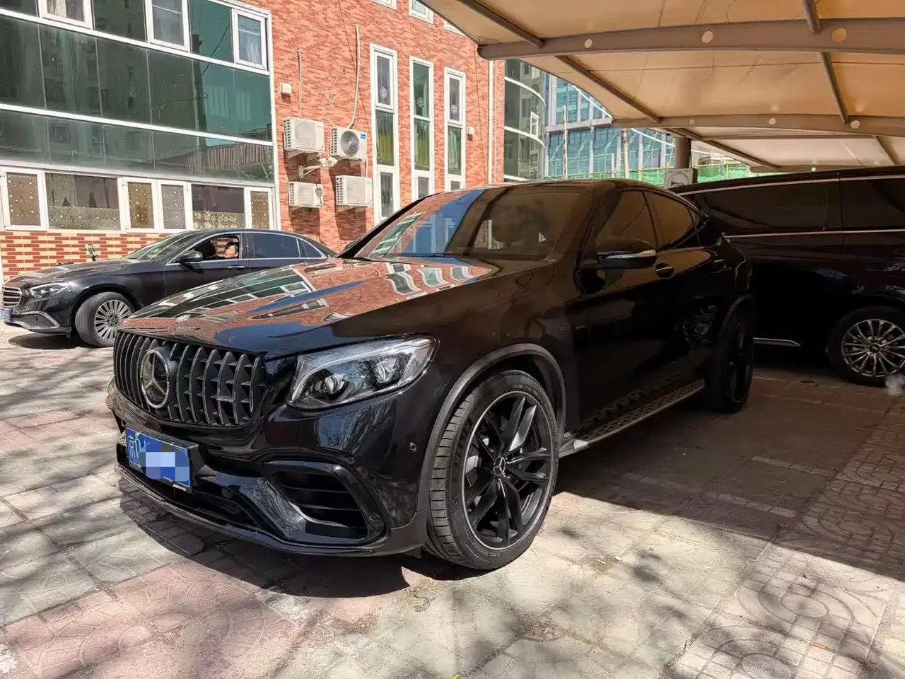 Mercedes-Benz GLC AMG 2018 AMG GLC 63 4MATIC+