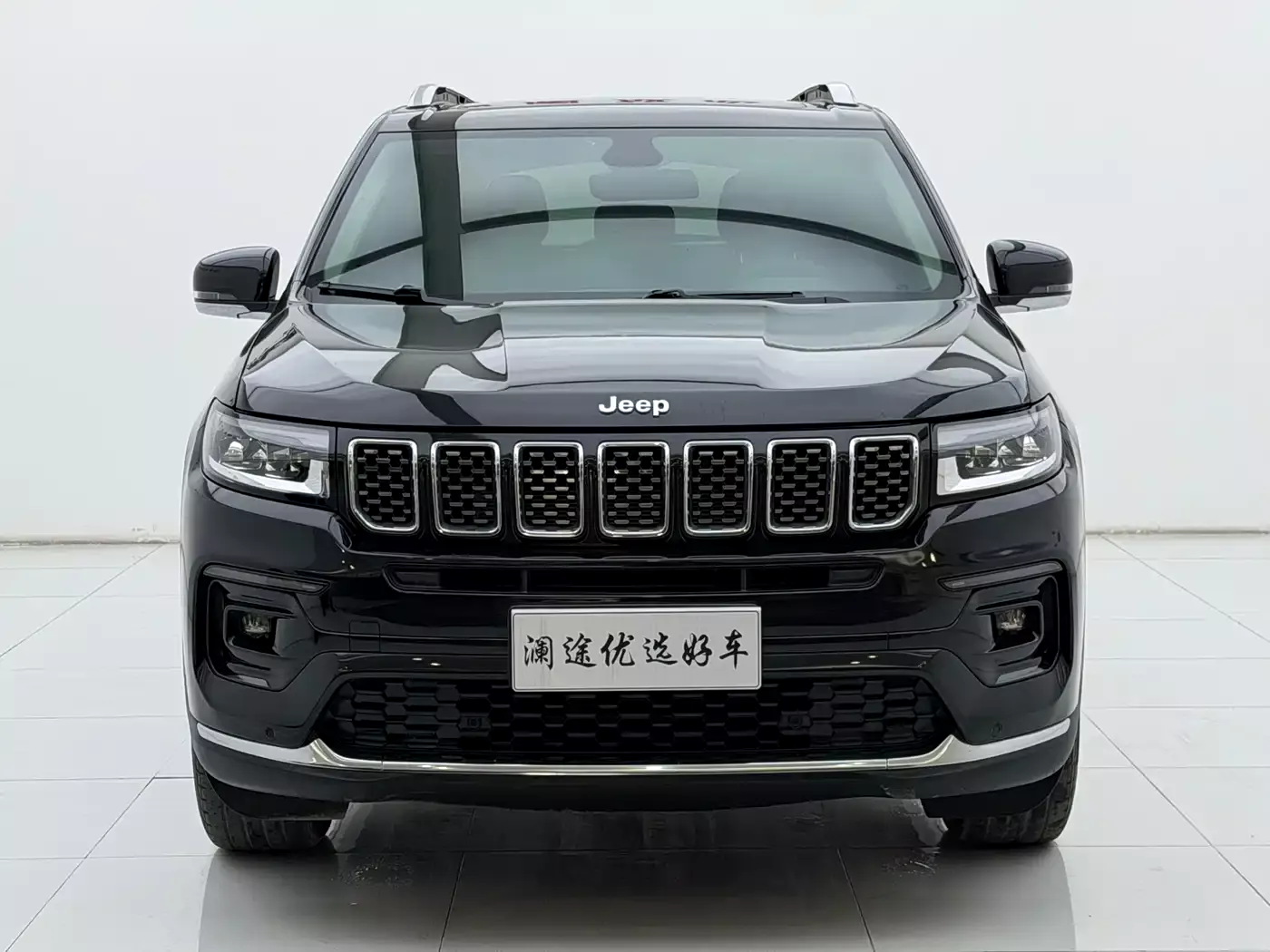 Jeep Grand Commander 2022 2.0T AWD Luxury Edition фото 2