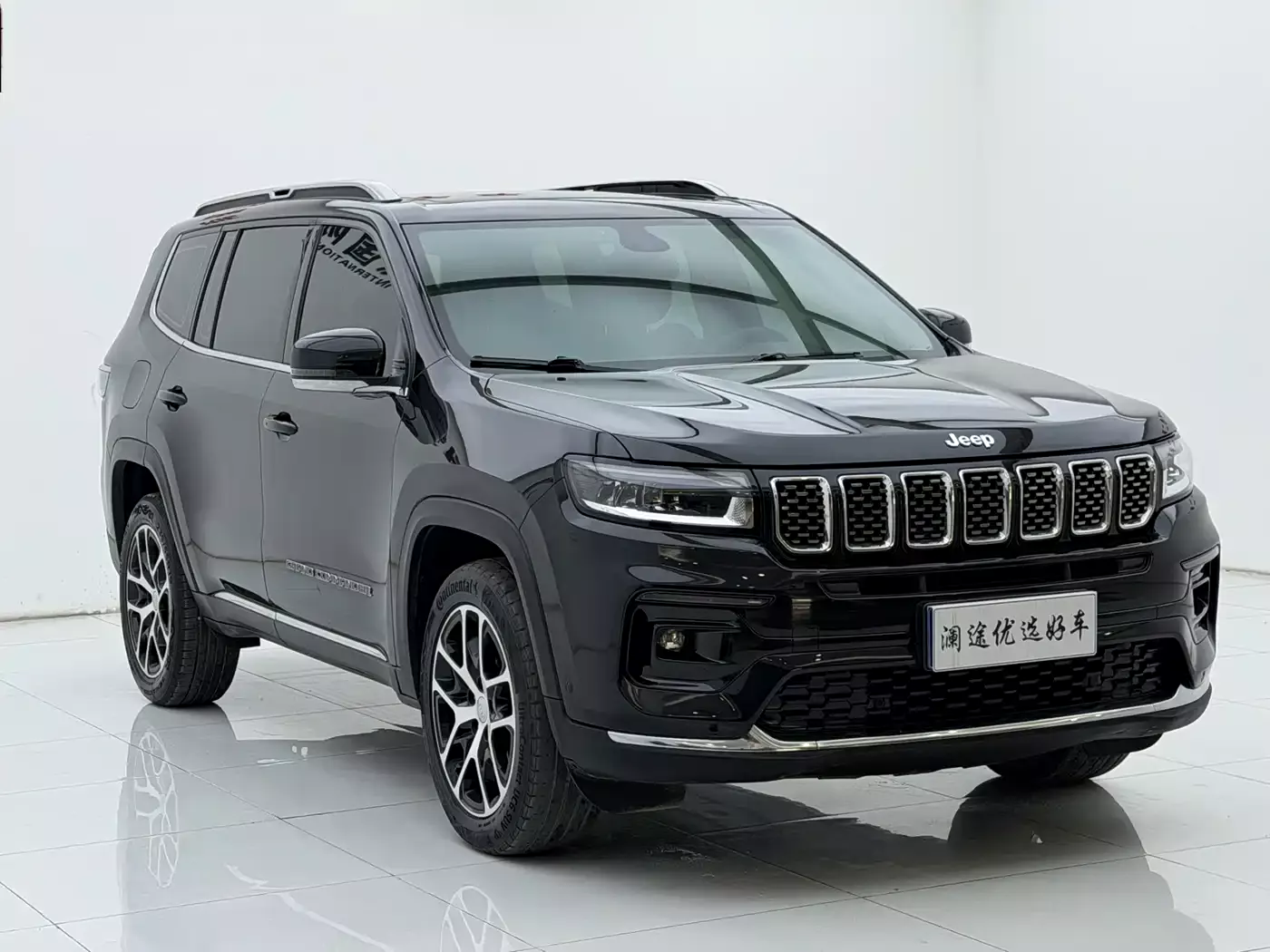 Jeep Grand Commander 2022 2.0T AWD Luxury Edition фото 3