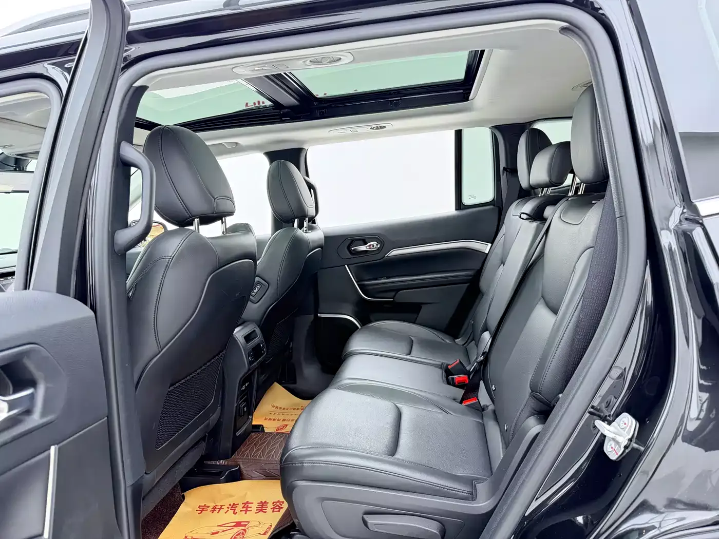 Jeep Grand Commander 2022 2.0T AWD Luxury Edition фото 9