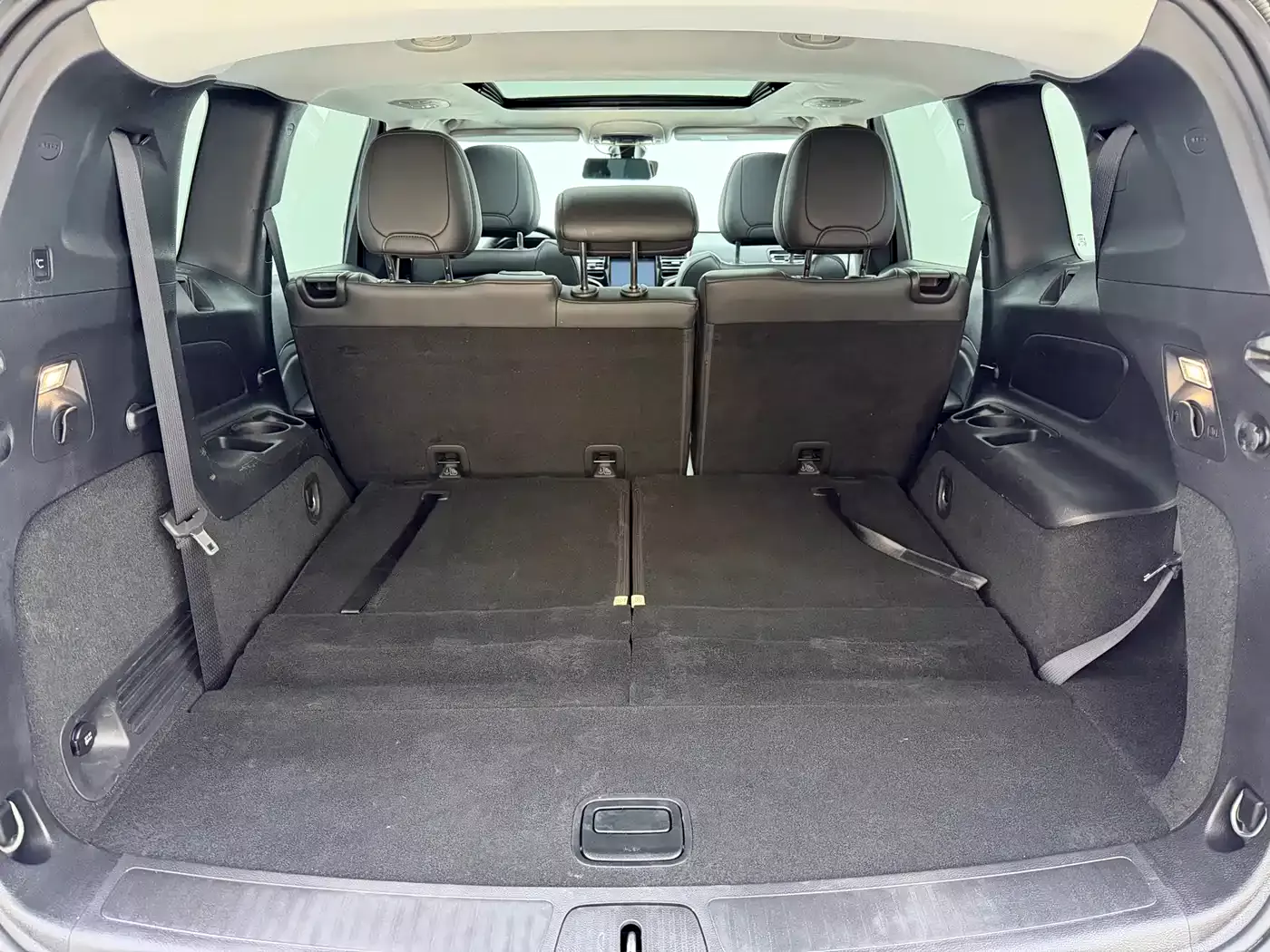 Jeep Grand Commander 2022 2.0T AWD Luxury Edition фото 18
