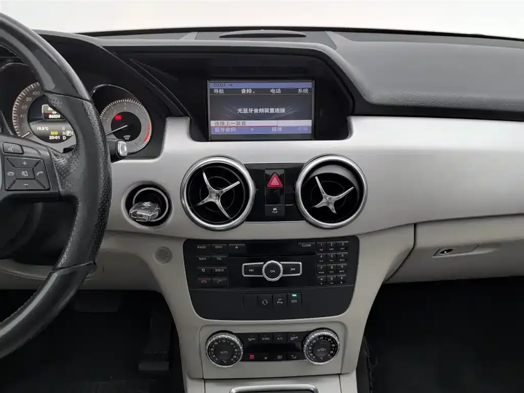 Mercedes-Benz GLK-Class 2014 GLK 260 4MATIC Dynamic фото 12