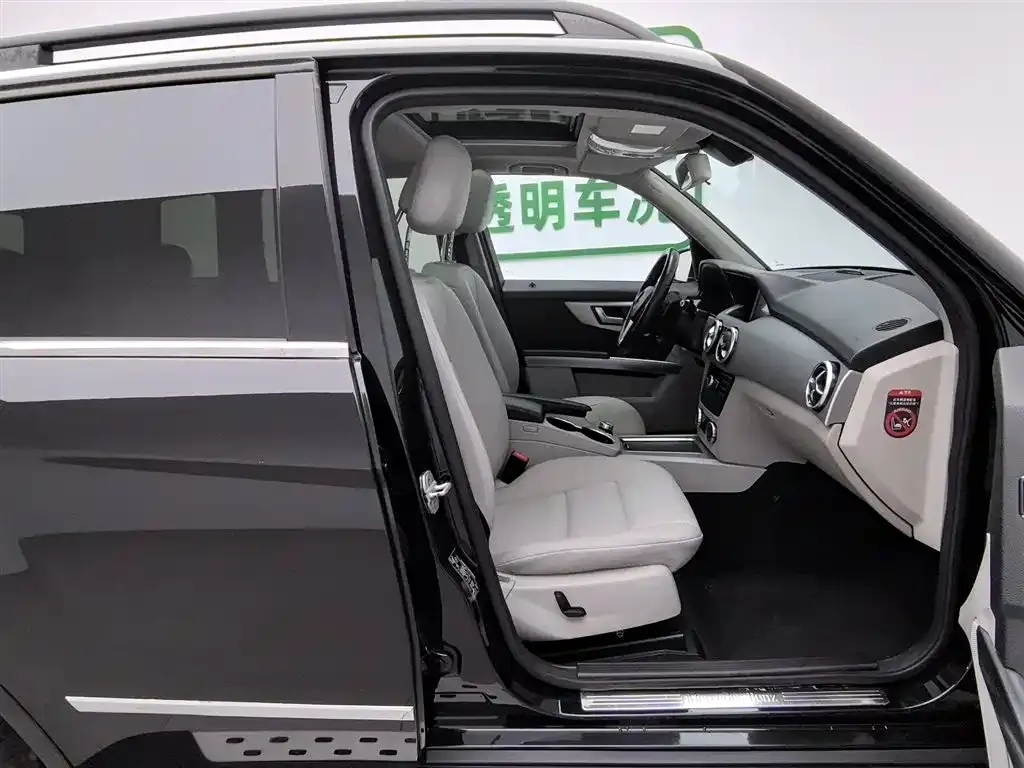 Mercedes-Benz GLK-Class 2014 GLK 260 4MATIC Dynamic фото 23