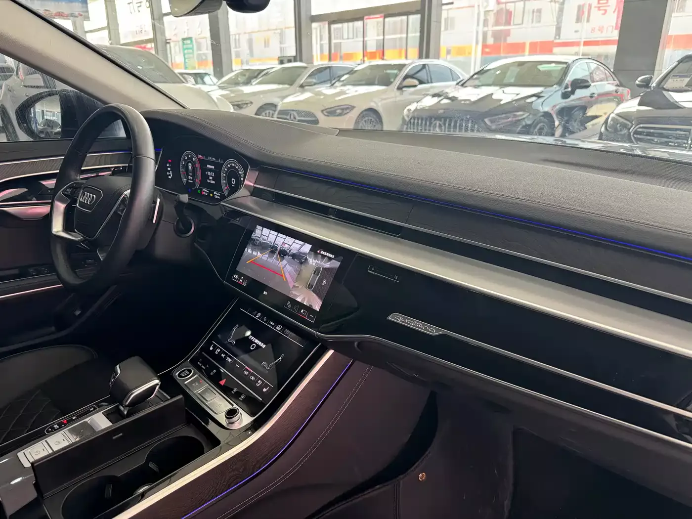 Audi A8 2023 A8L 50 TFSI quattro Exclusive фото 8