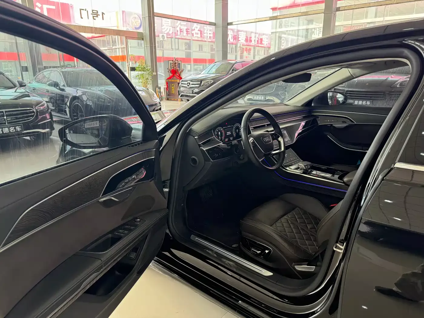 Audi A8 2023 A8L 50 TFSI quattro Exclusive фото 9