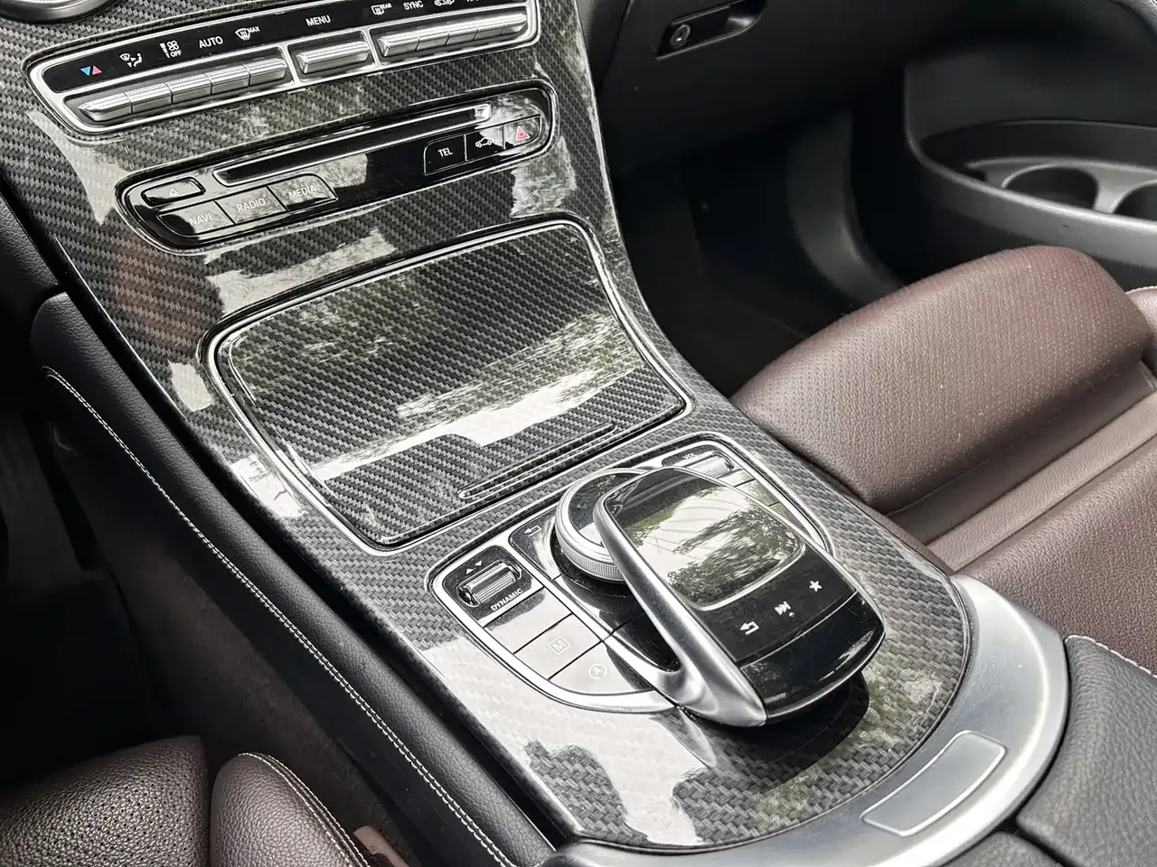 Mercedes-Benz GLC 2017 GLC 260 4MATIC Luxury фото 11