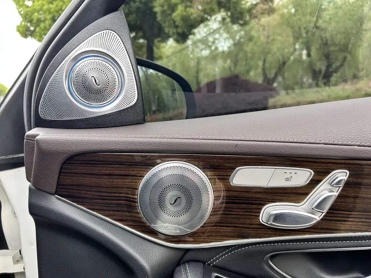 Mercedes-Benz GLC 2017 GLC 260 4MATIC Luxury фото 12
