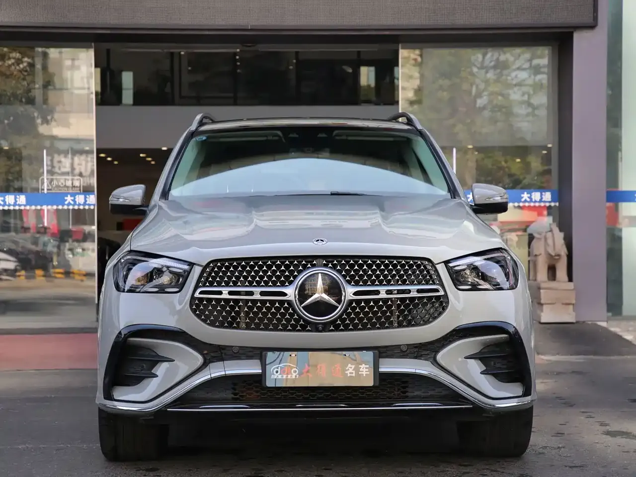 Mercedes-Benz GLE 2024 GLE 450 4MATIC Luxury фото 2