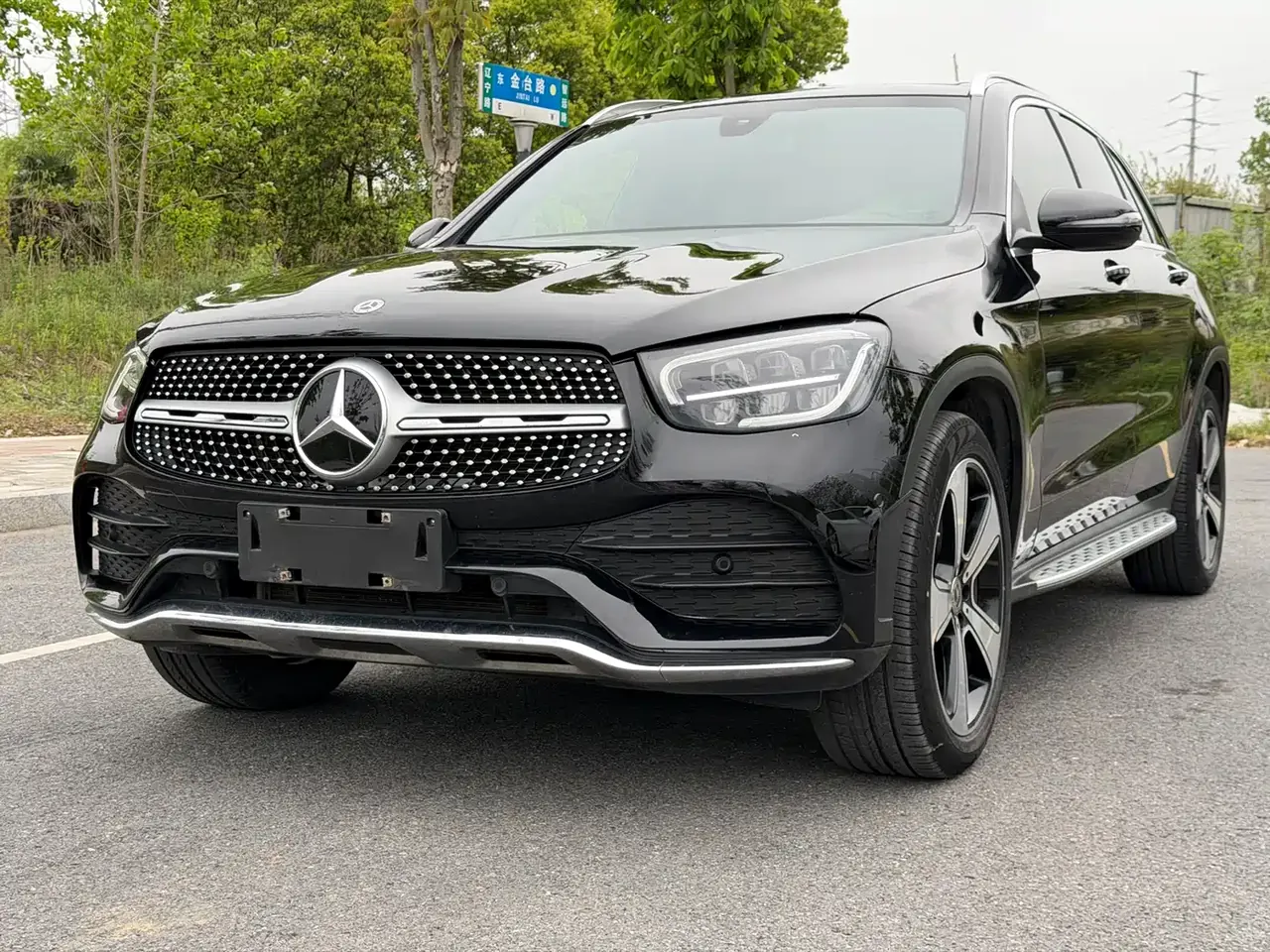 Mercedes-Benz GLC 2023 GLC 300 L 4MATIC Sport 5-Seater