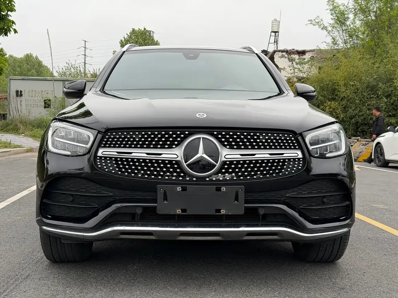 Mercedes-Benz GLC 2023 GLC 300 L 4MATIC Sport 5-Seater фото 2