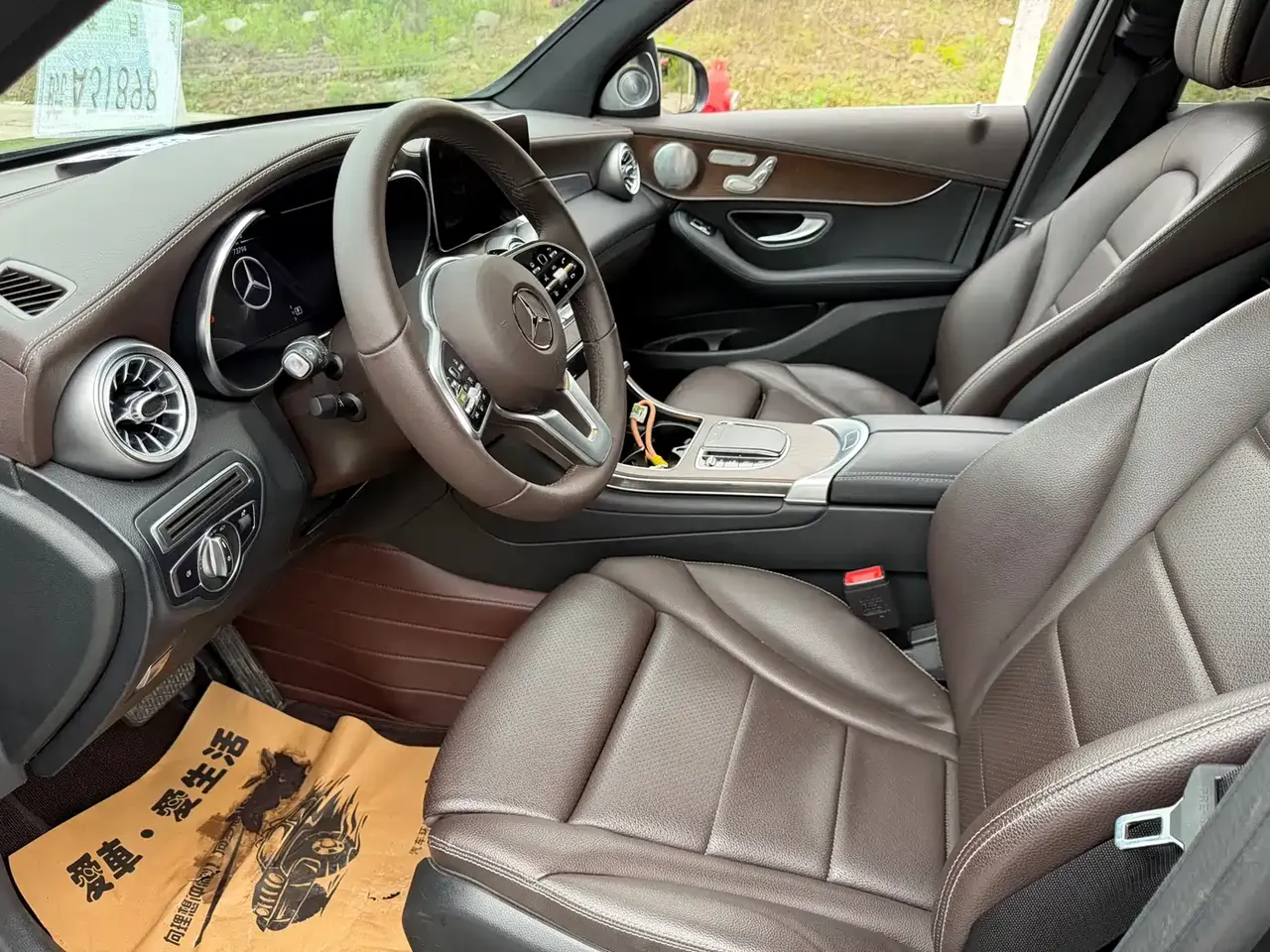 Mercedes-Benz GLC 2023 GLC 300 L 4MATIC Sport 5-Seater фото 4