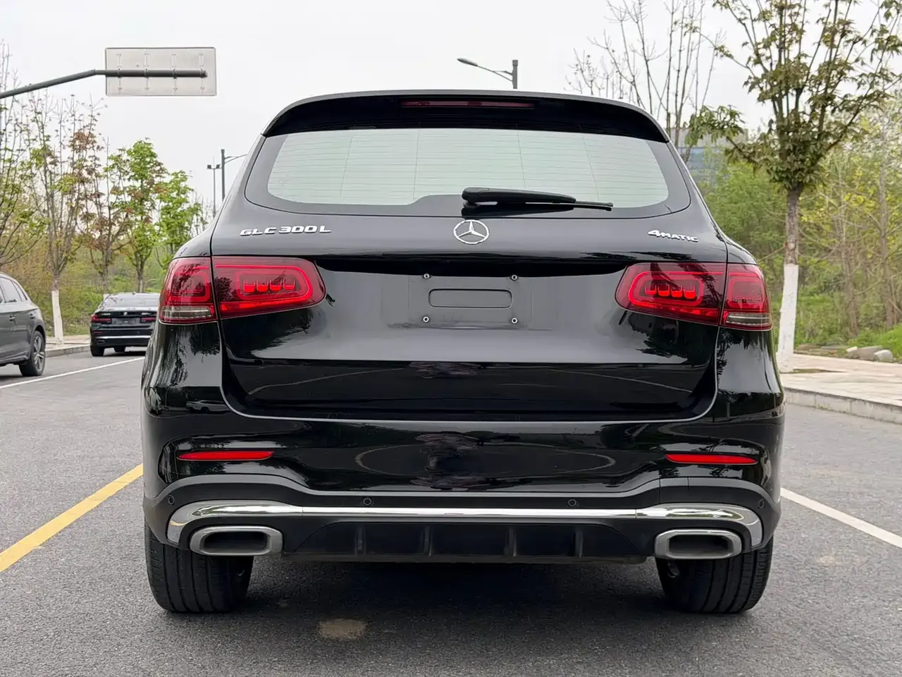 Mercedes-Benz GLC 2023 GLC 300 L 4MATIC Sport 5-Seater фото 14