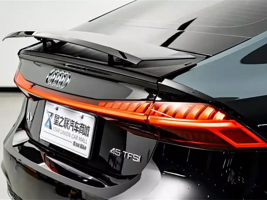 Audi A7 2025 Model 45 TFSI Premium Selection фото 8