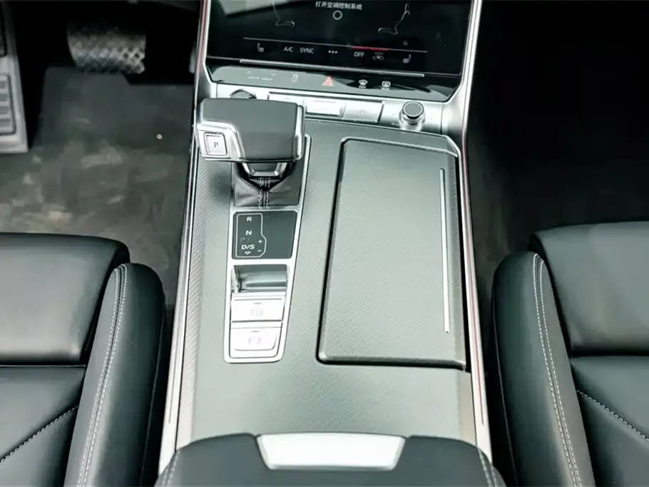 Audi A7 2025 Model 45 TFSI Premium Selection фото 14
