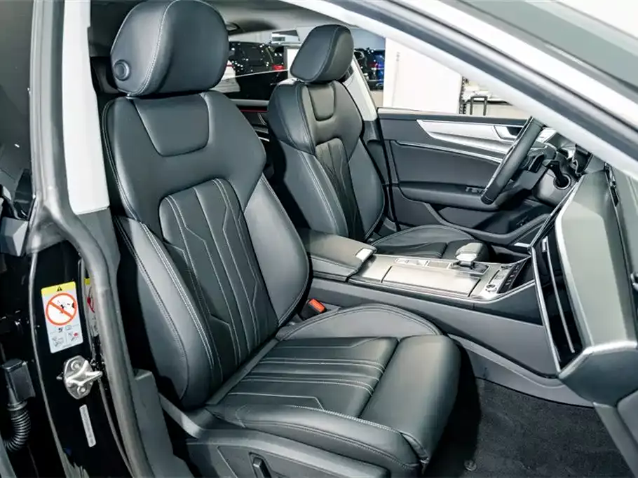 Audi A7 2025 Model 45 TFSI Premium Selection фото 20