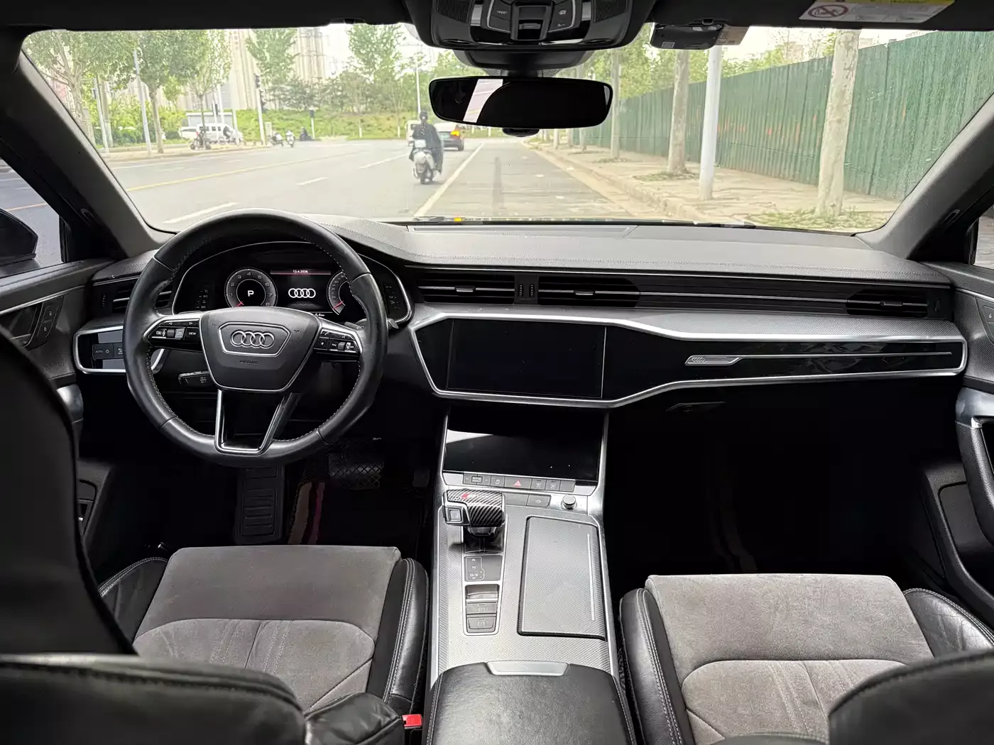 Audi A6L 2019 40 TFSI Luxury Dynamic фото 5