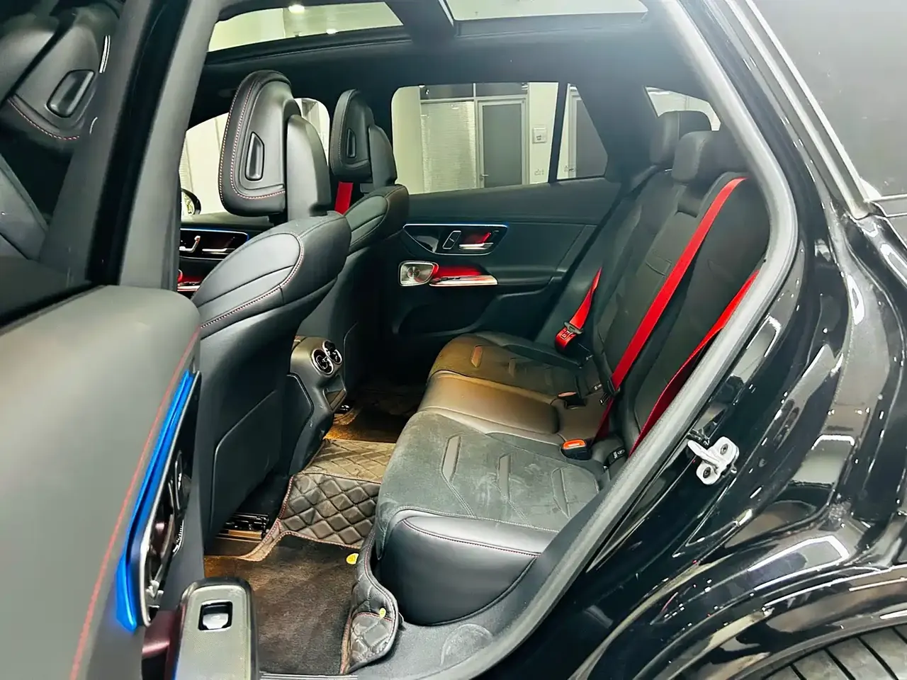 Mercedes-Benz GLC AMG 2024 AMG GLC 43 4MATIC фото 11
