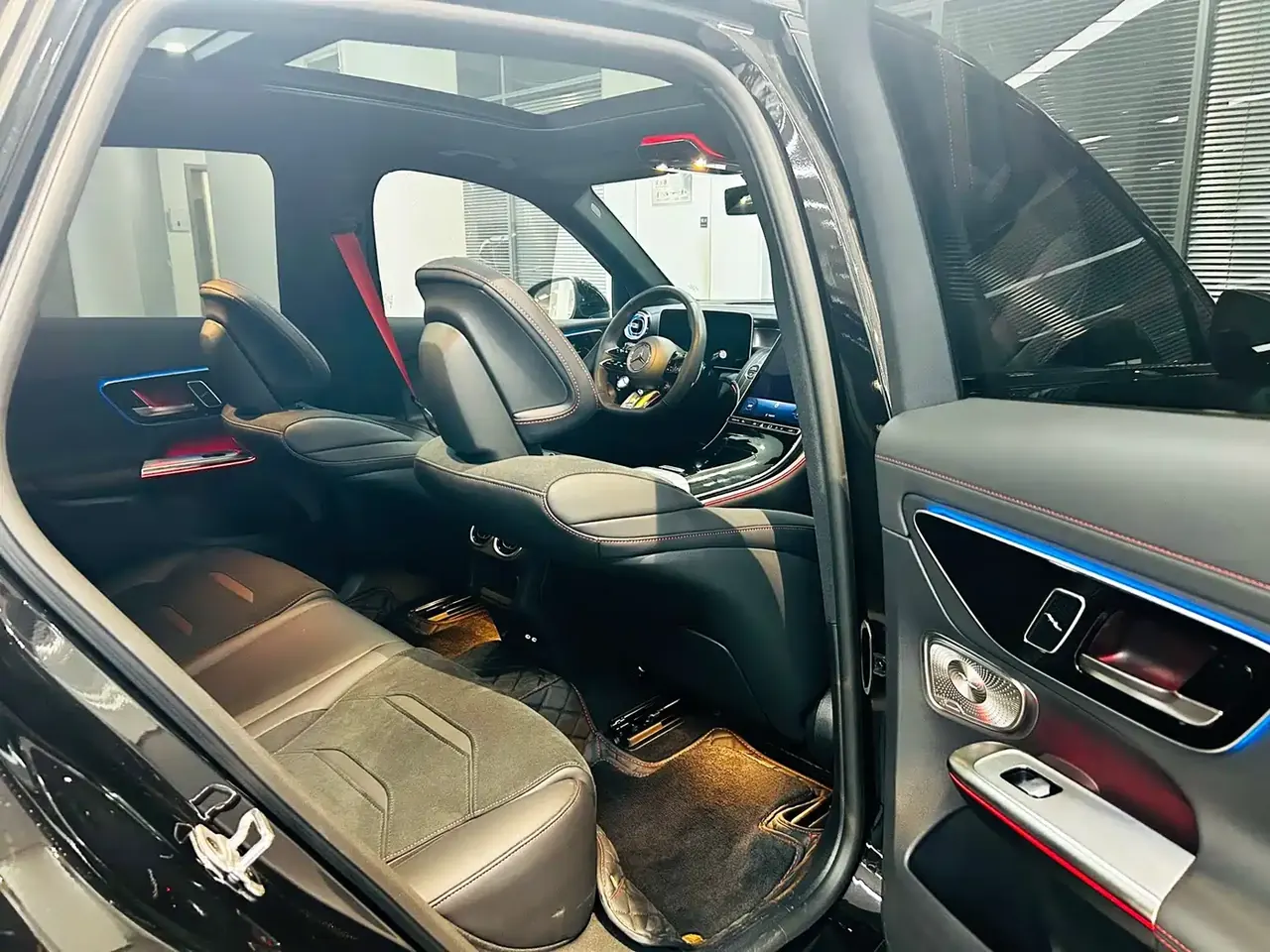 Mercedes-Benz GLC AMG 2024 AMG GLC 43 4MATIC фото 20