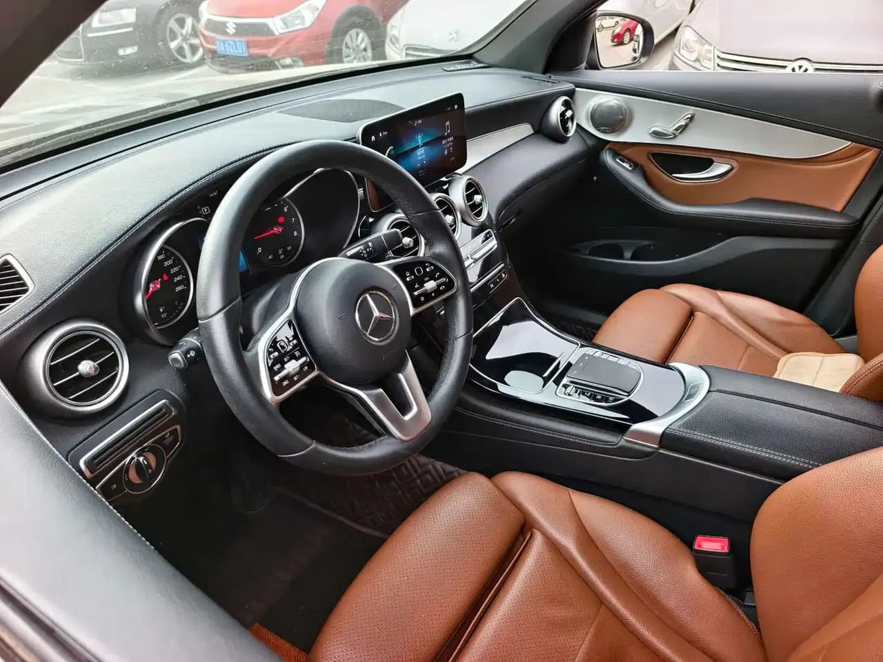 Mercedes-Benz GLC 2020 GLC 260 L 4MATIC Dynamic фото 9