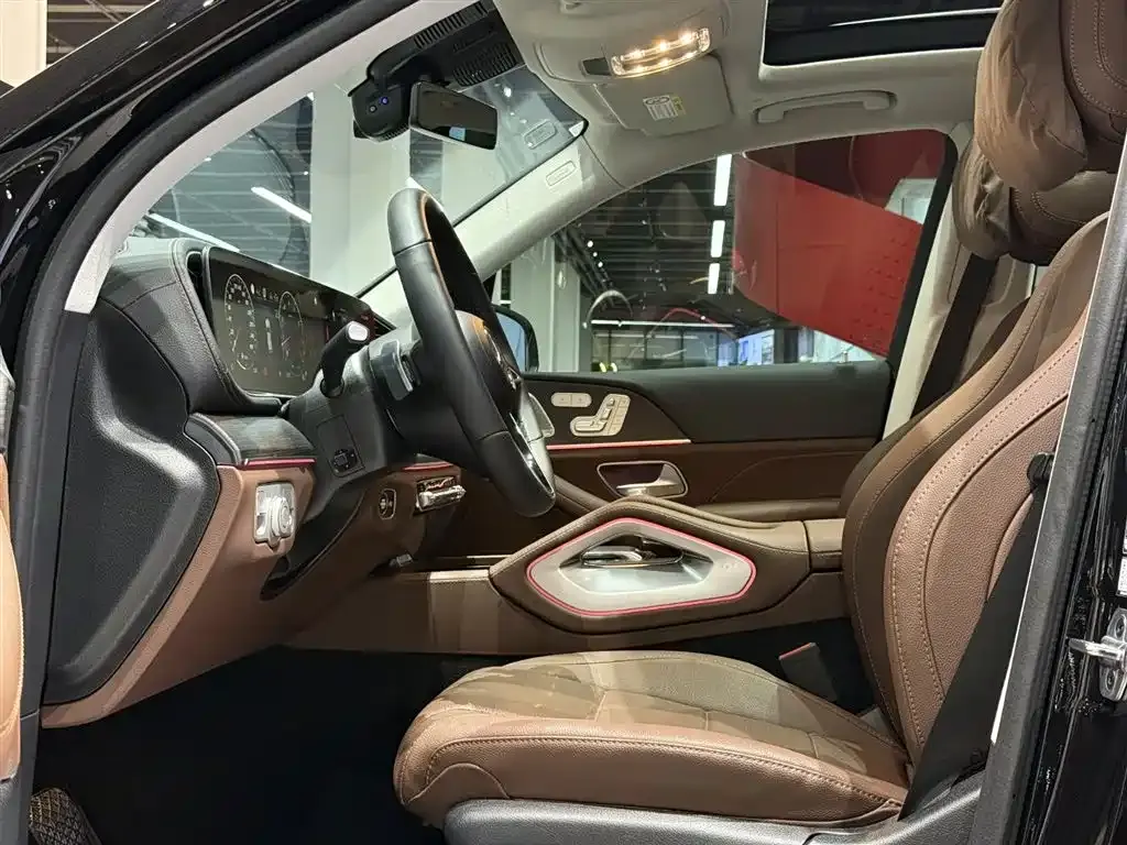 Mercedes-Benz GLE 2025 Facelift GLE 450 4MATIC Luxury Model фото 11