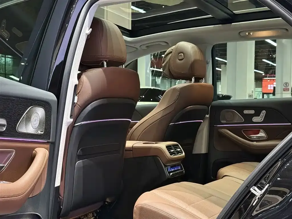 Mercedes-Benz GLE 2025 Facelift GLE 450 4MATIC Luxury Model фото 15