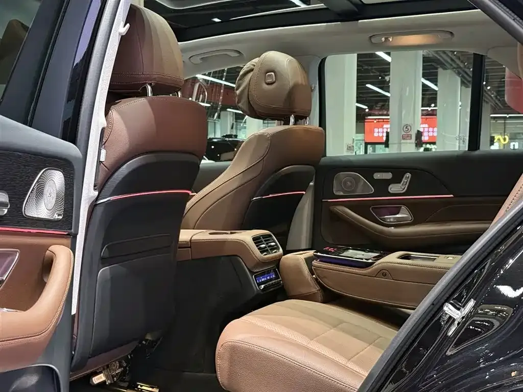 Mercedes-Benz GLE 2025 Facelift GLE 450 4MATIC Luxury Model фото 17
