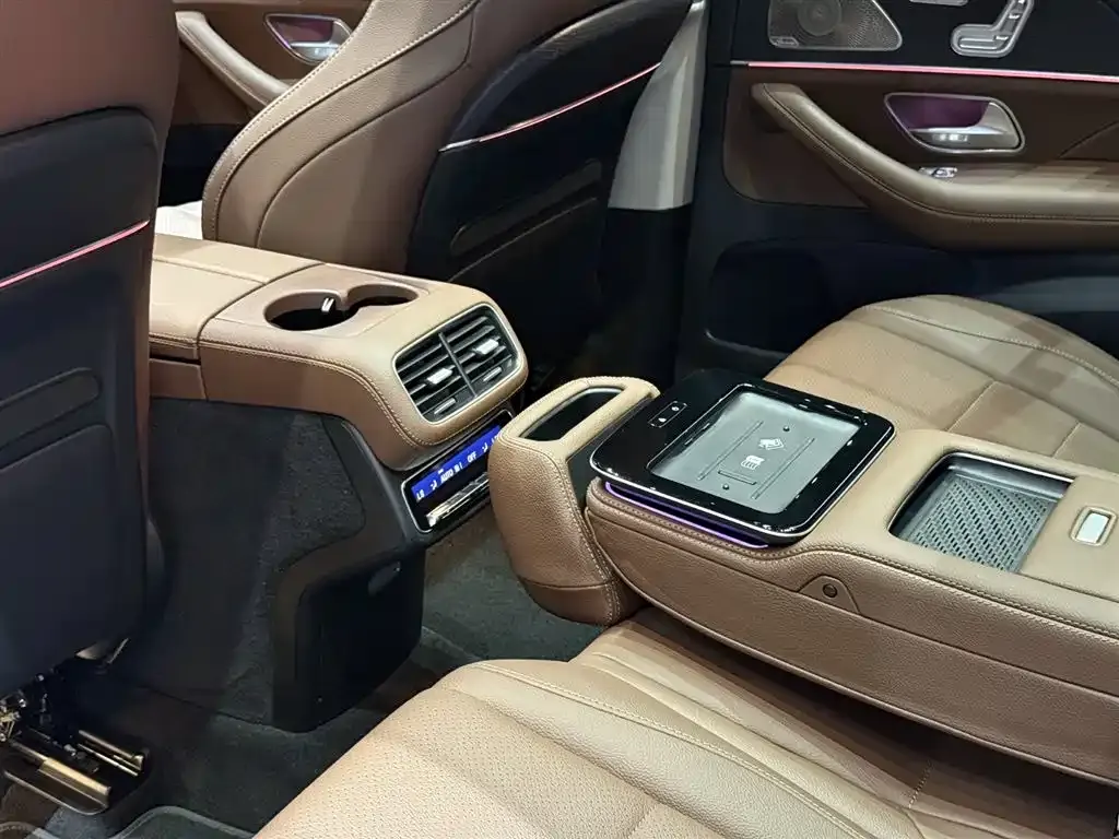 Mercedes-Benz GLE 2025 Facelift GLE 450 4MATIC Luxury Model фото 18