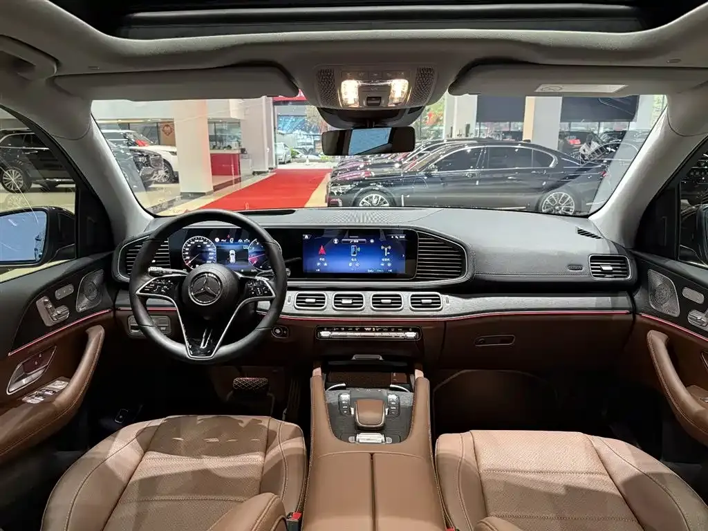 Mercedes-Benz GLE 2025 Facelift GLE 450 4MATIC Luxury Model фото 21