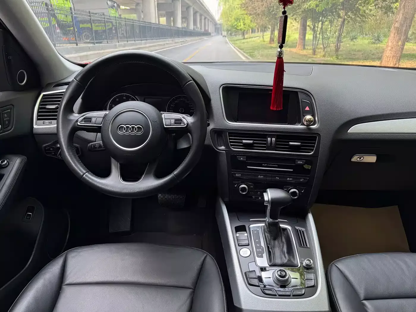 Audi Q5 (Import) 2013 45 TFSI quattro Sport фото 5