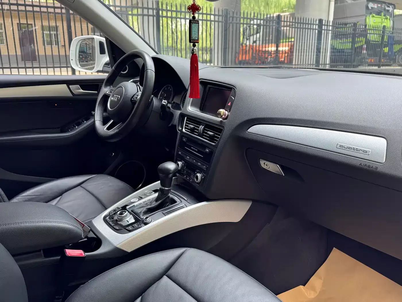Audi Q5 (Import) 2013 45 TFSI quattro Sport фото 9