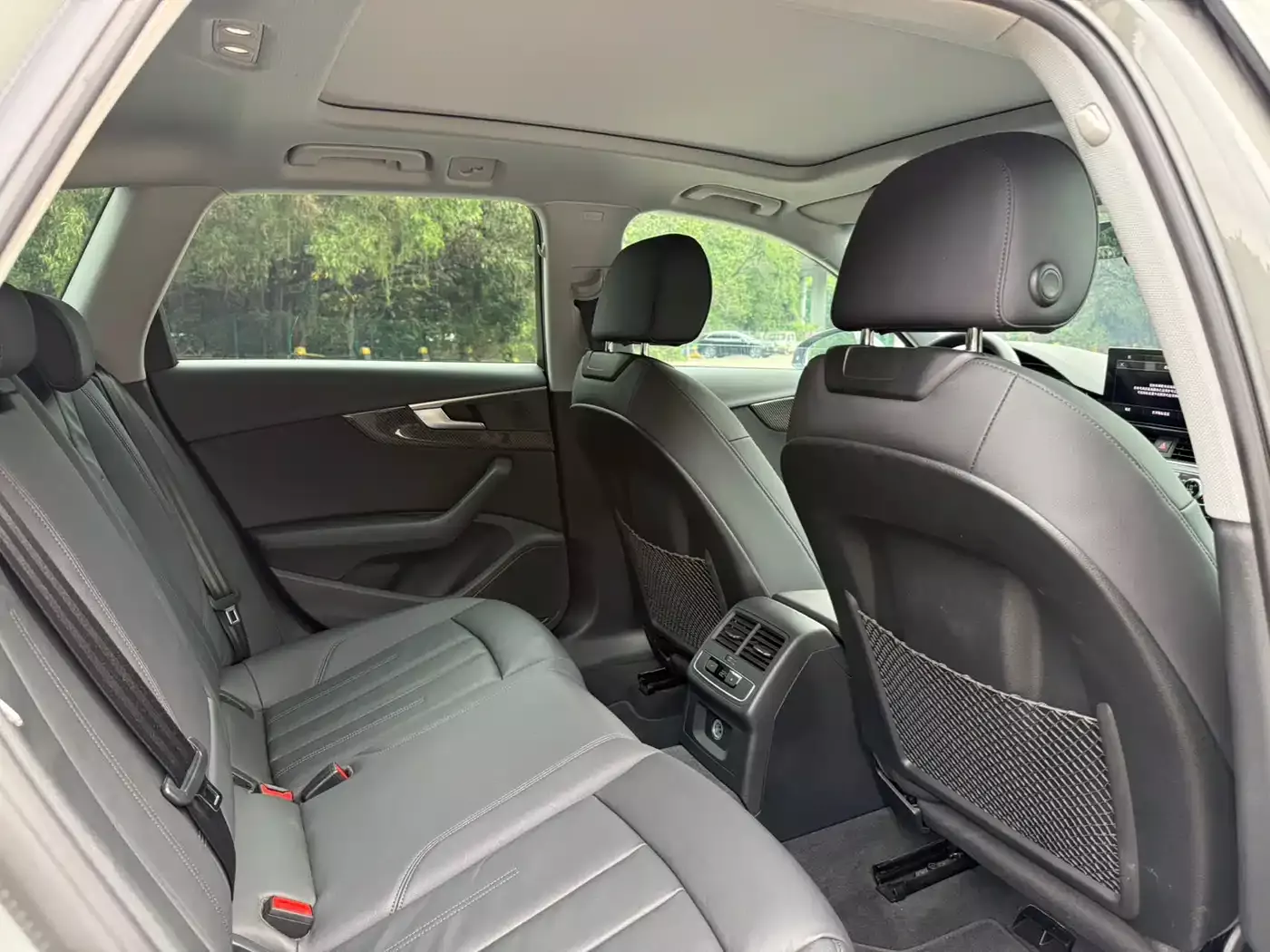 Audi A4 (Import) 2021 Avant 40 TFSI Pioneer Starlight Edition фото 9