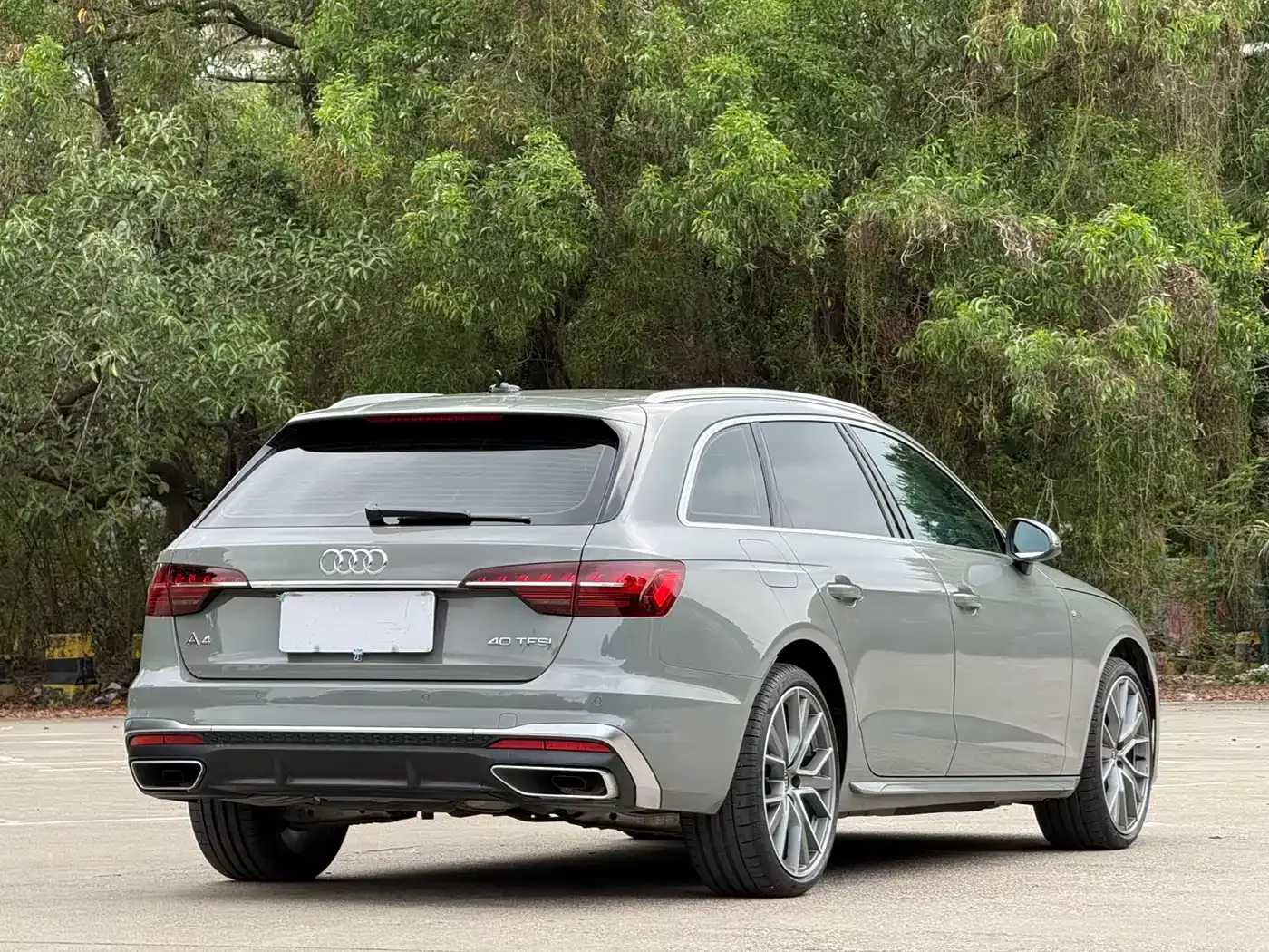 Audi A4 (Import) 2021 Avant 40 TFSI Pioneer Starlight Edition фото 11