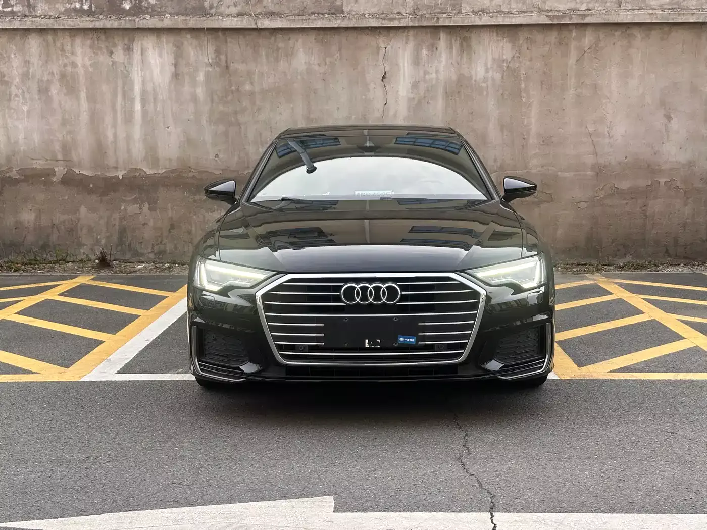 Audi A6L 2021 45 TFSI Exclusive Sport фото 2