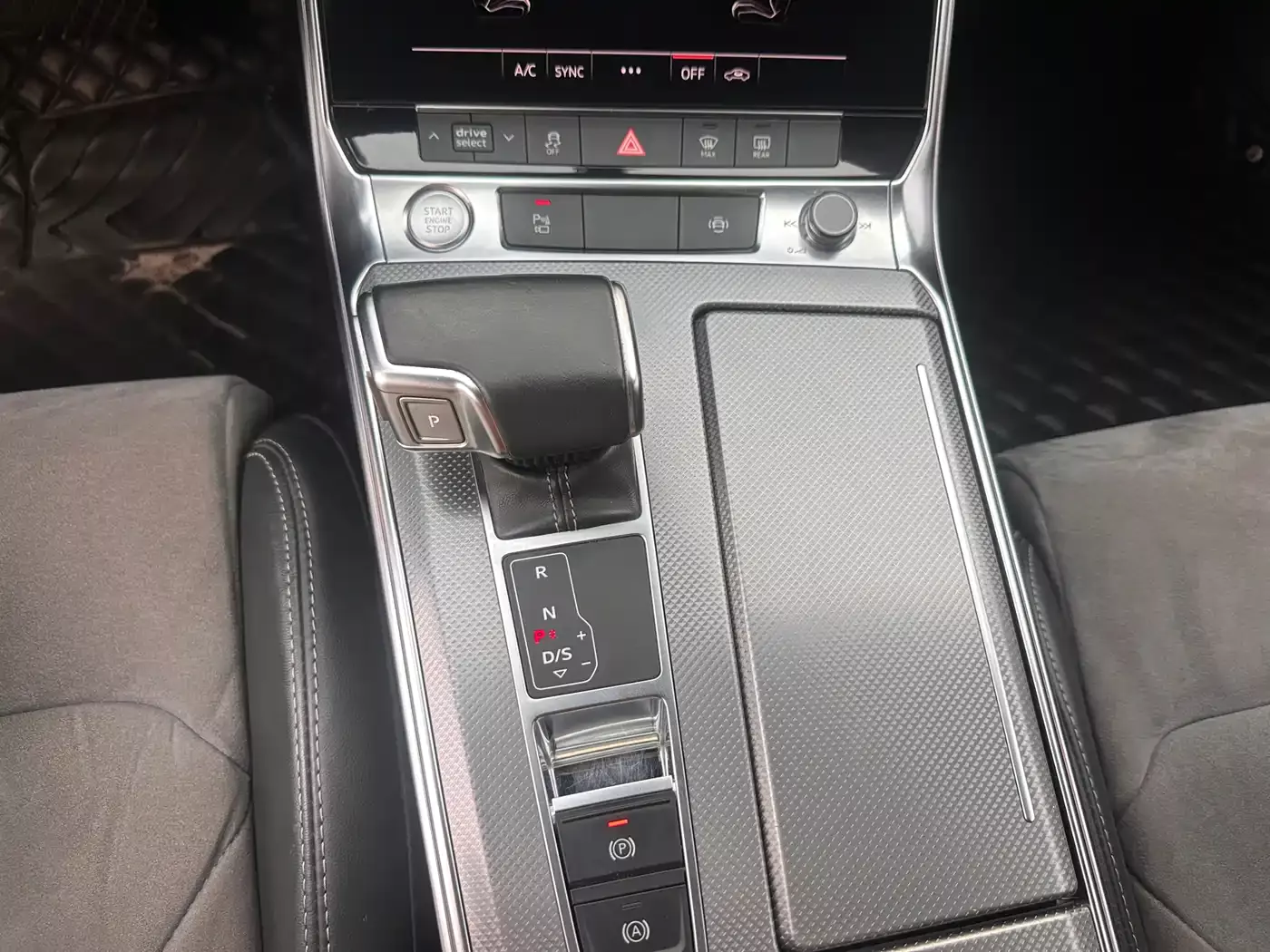 Audi A6L 2021 45 TFSI Exclusive Sport фото 7