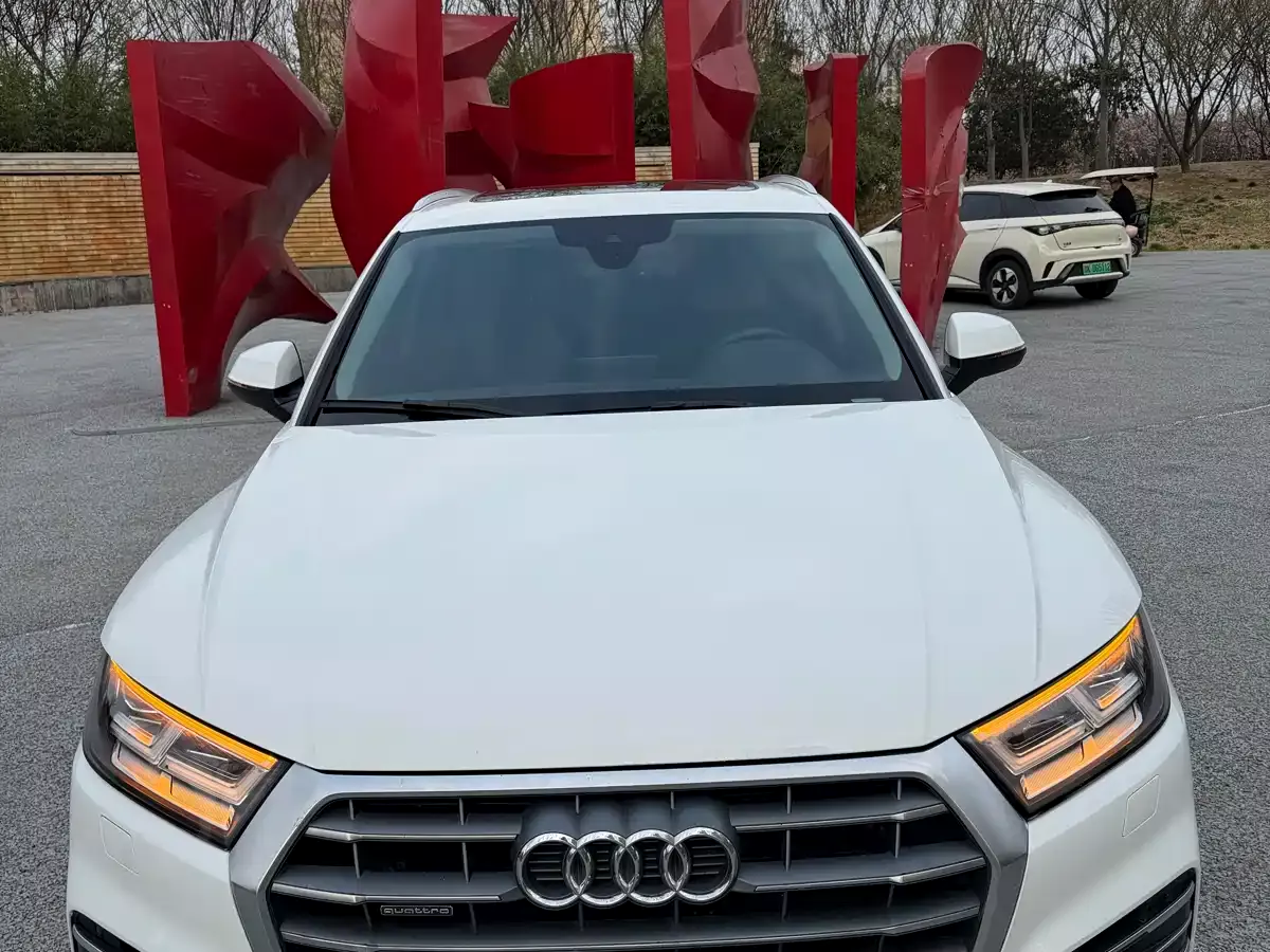 Audi Q5L 2020 40 TFSI Prestige Fashion фото 3