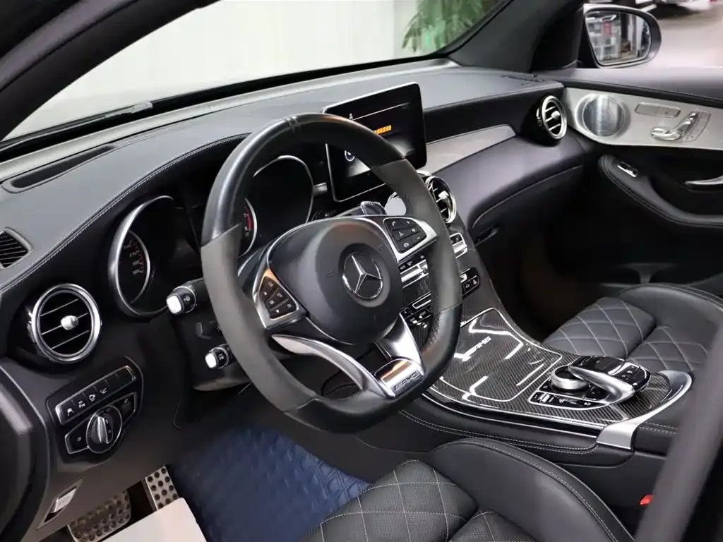 Mercedes-Benz GLC Coupe AMG 2018 AMG GLC 63 S 4MATIC+ Coupe SUV фото 8