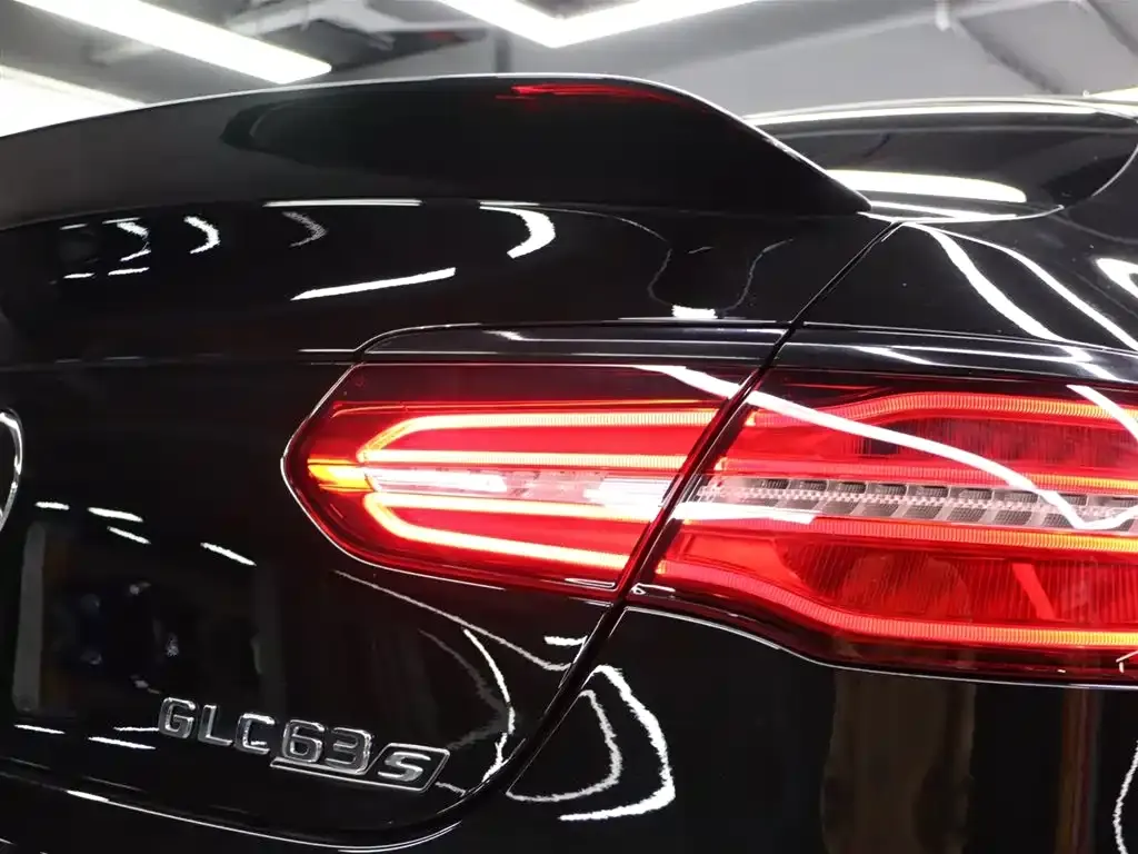 Mercedes-Benz GLC Coupe AMG 2018 AMG GLC 63 S 4MATIC+ Coupe SUV фото 27
